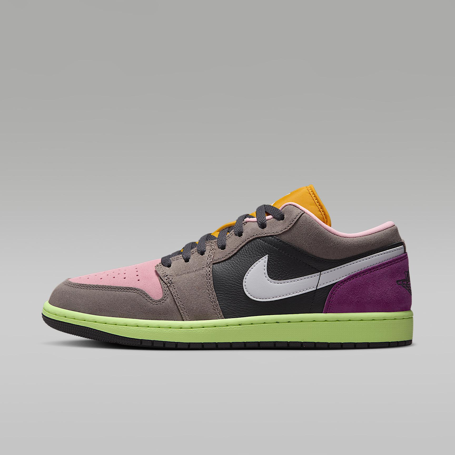 Air Jordan 1 Low SE Men's Shoes Product Image