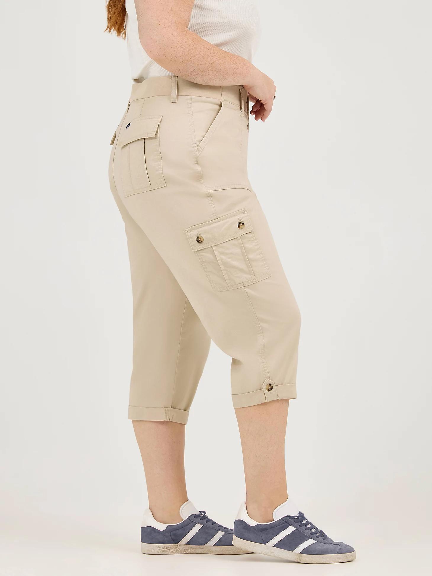 Women's Ultra Lux Comfort with Flex-To-Go Relaxed Fit Cargo Capri (Plus) | Women's Capris & Crops | Lee® Product Image