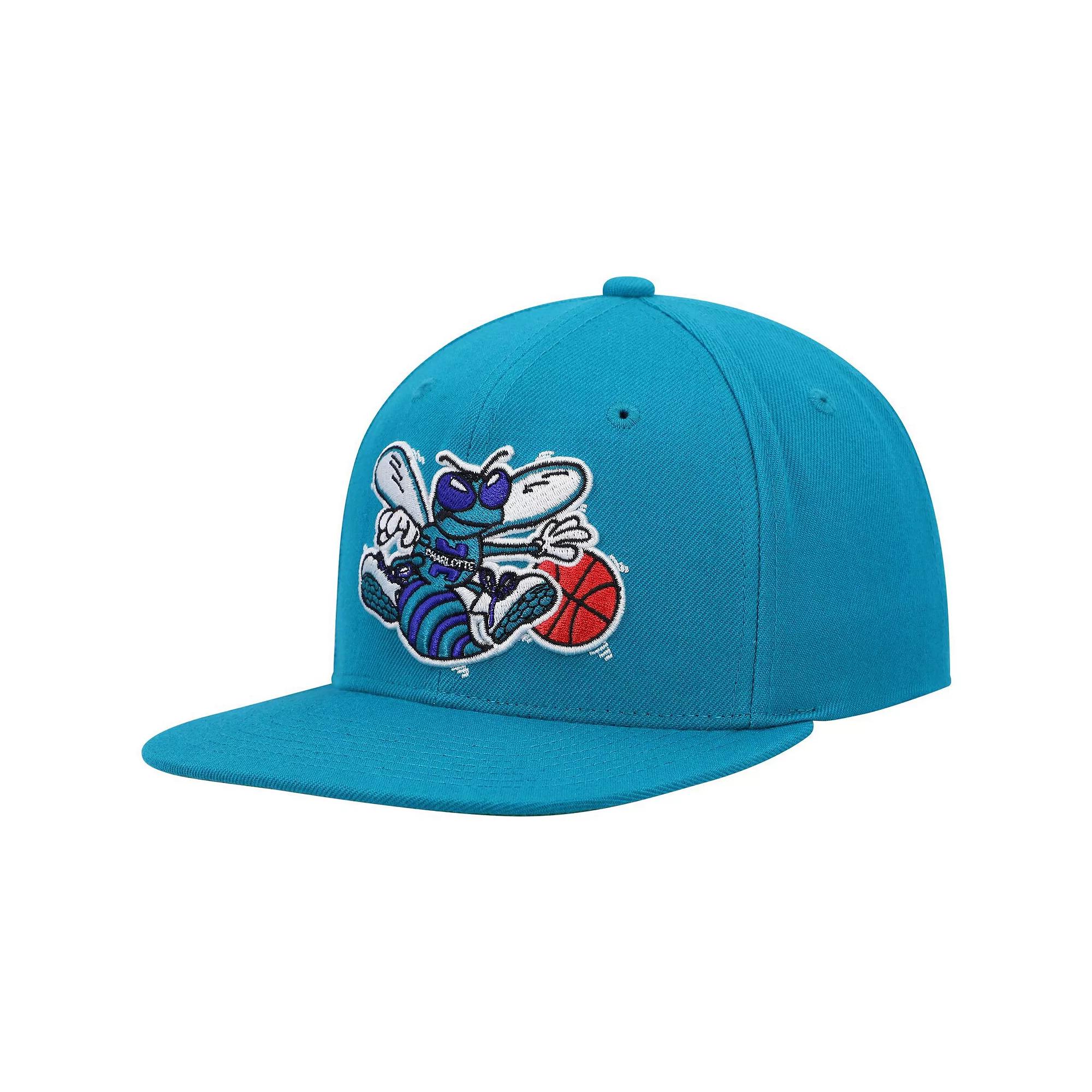 Men's Mitchell & Ness Teal Charlotte Hornets Hardwood Classics Team Ground 2.0 Snapback Hat, Chr Blue Product Image