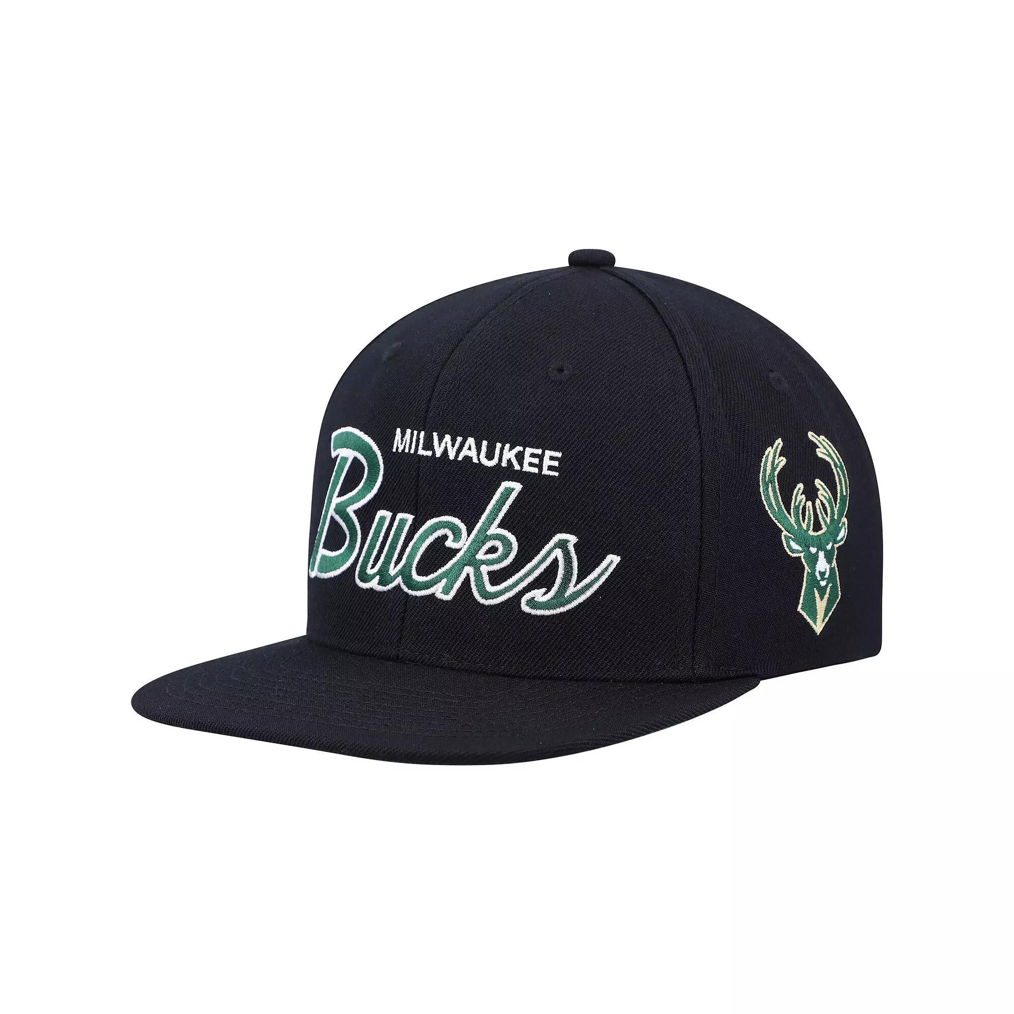 Men's Mitchell & Ness Black Milwaukee Bucks Hardwood Classics Script 2.0 Snapback Hat Product Image