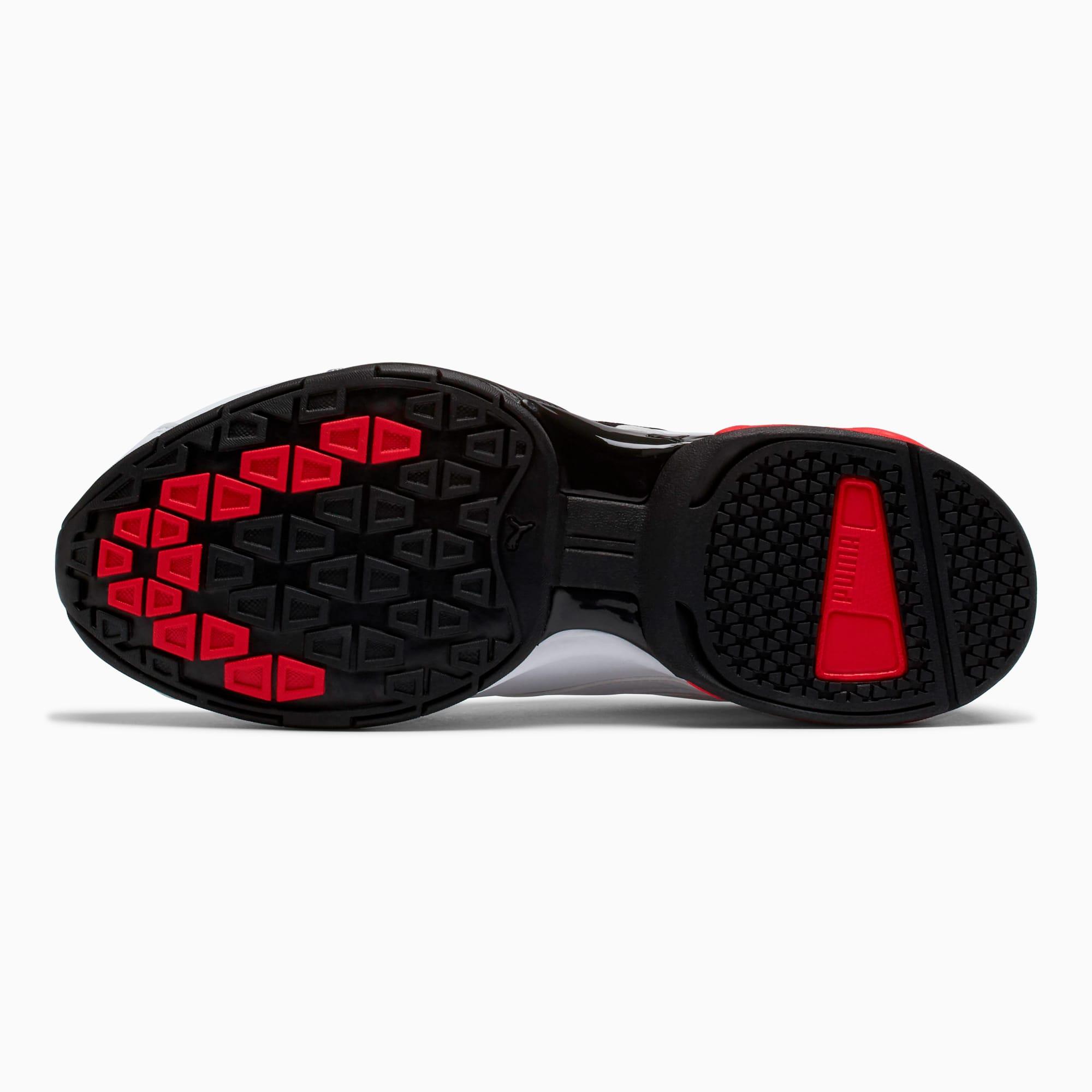 Tazon 6 FM Men's Sneakers Product Image