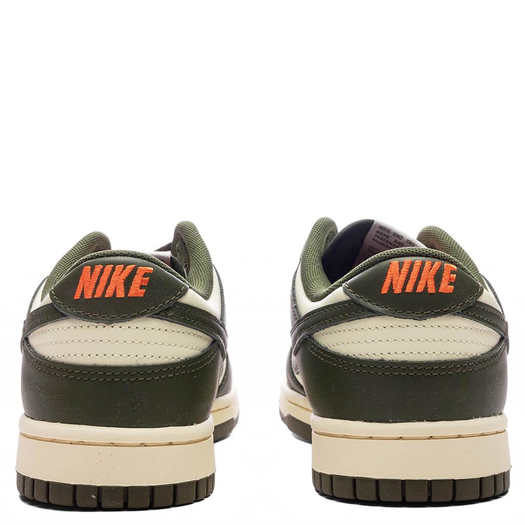 Dunk Low Retro - Coconut Milk/Rough Green/Electro Orange Male Product Image