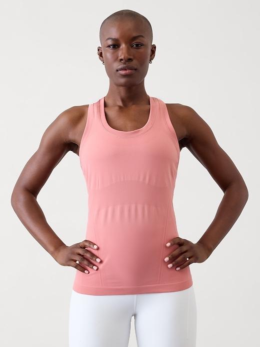 Momentum Seamless Tank Product Image