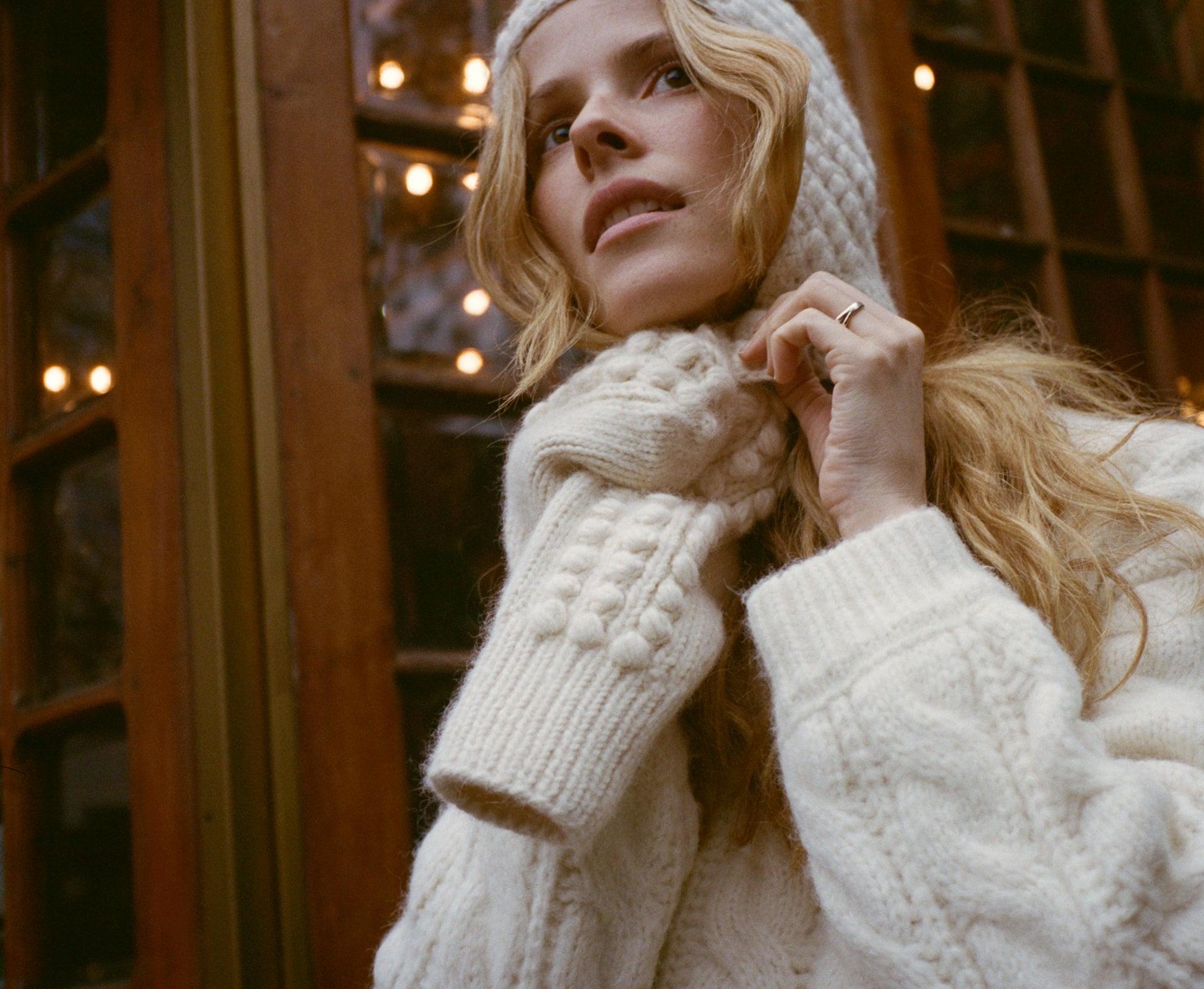 VERBIER MITTENS -- IVORY Product Image