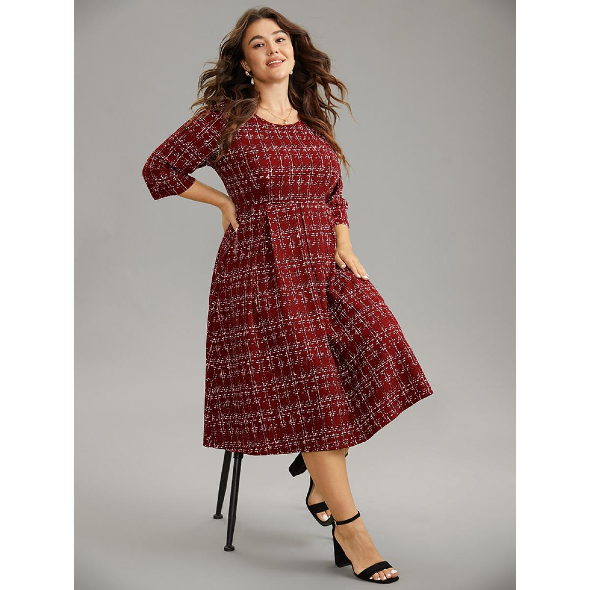 Plus Size Geometric Elastic Waist Round Neck Cropped Dress Scarlet Women At the Office Printed Round Neck Elbow-length sleeve Curvy Midi Dress BloomChic 22-24/3X Product Image