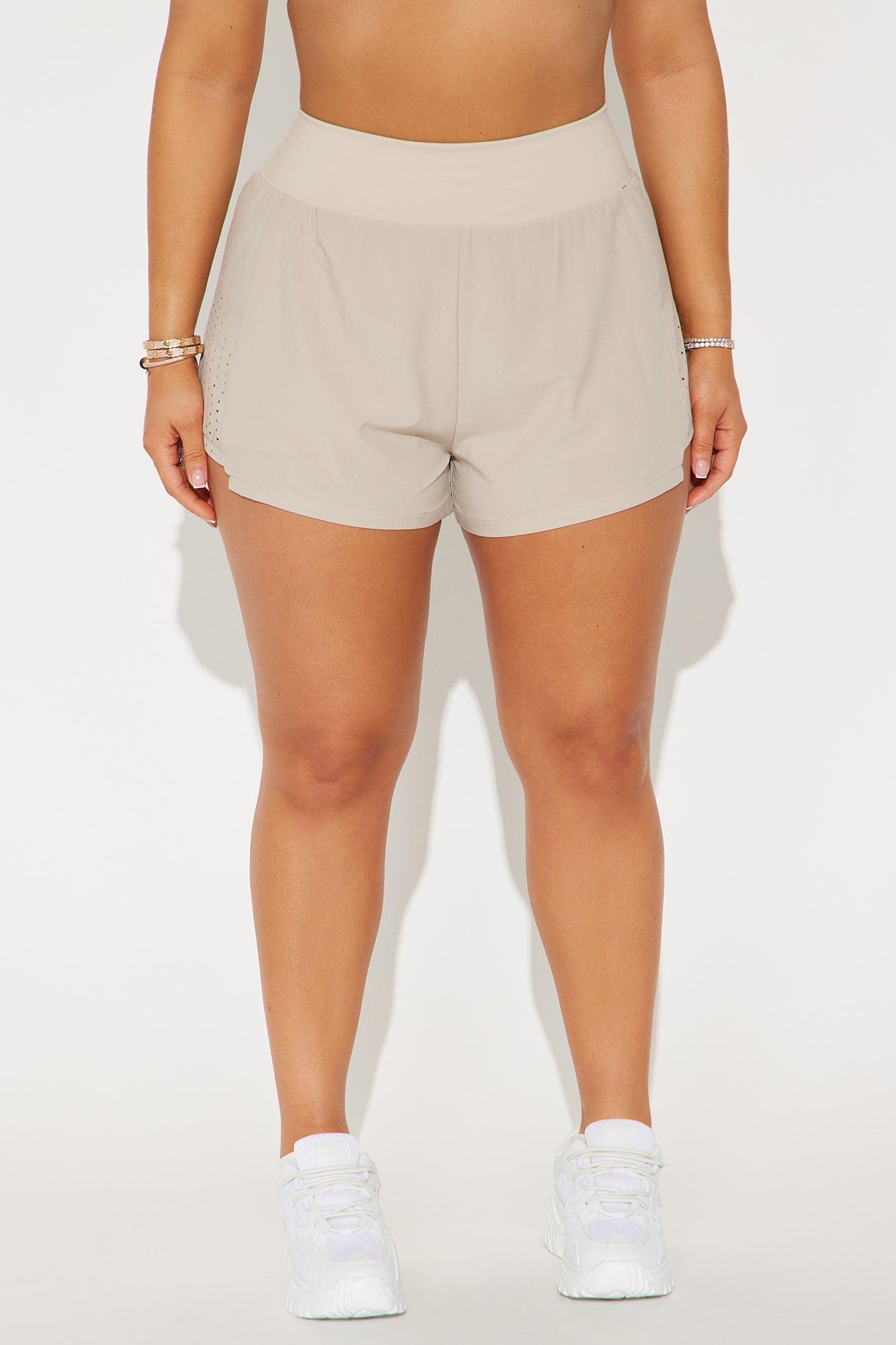 Racquet Club Active Short - Light Taupe Product Image