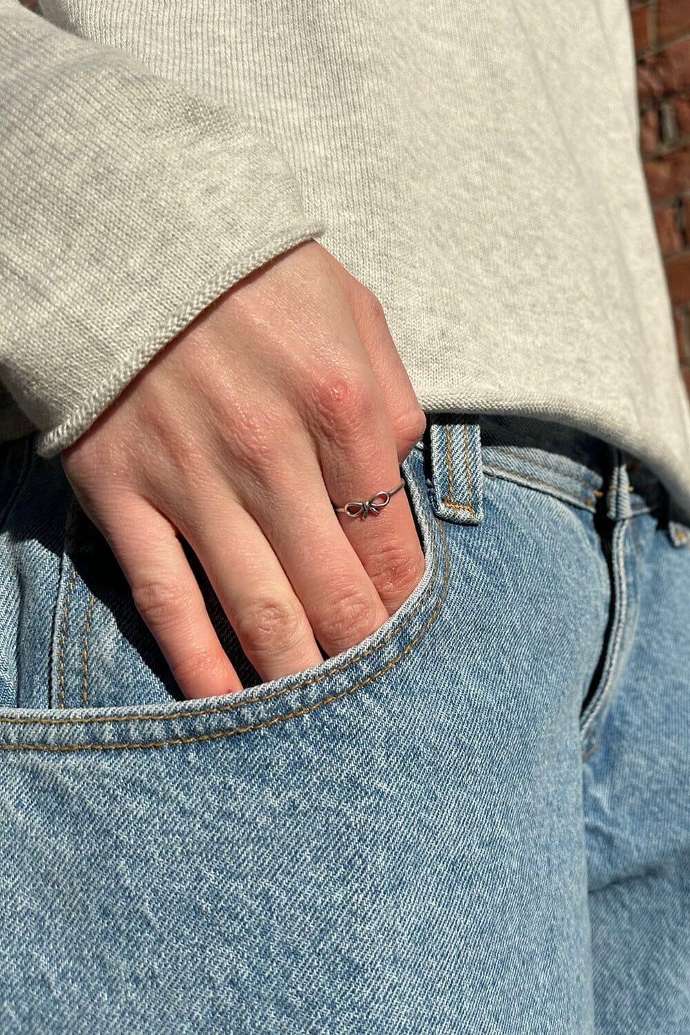 Bow Ring Product Image