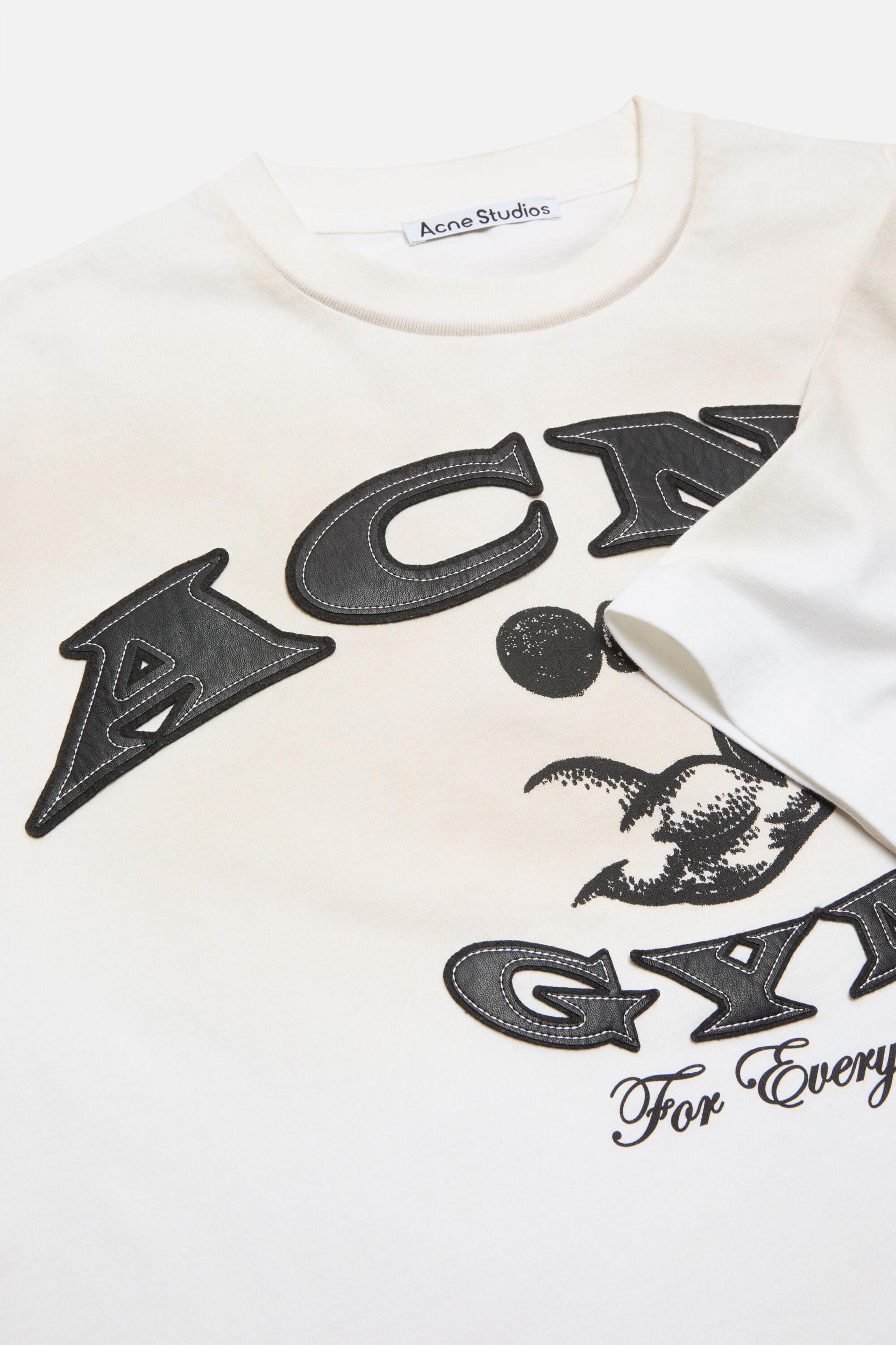 Logo t-shirt Product Image