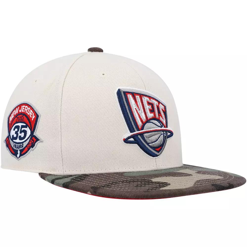 Men's Mitchell & Ness Cream/Camo New Jersey Nets Hardwood Classics 35th Anniversary Off White Camo Fitted Hat,  Product Image