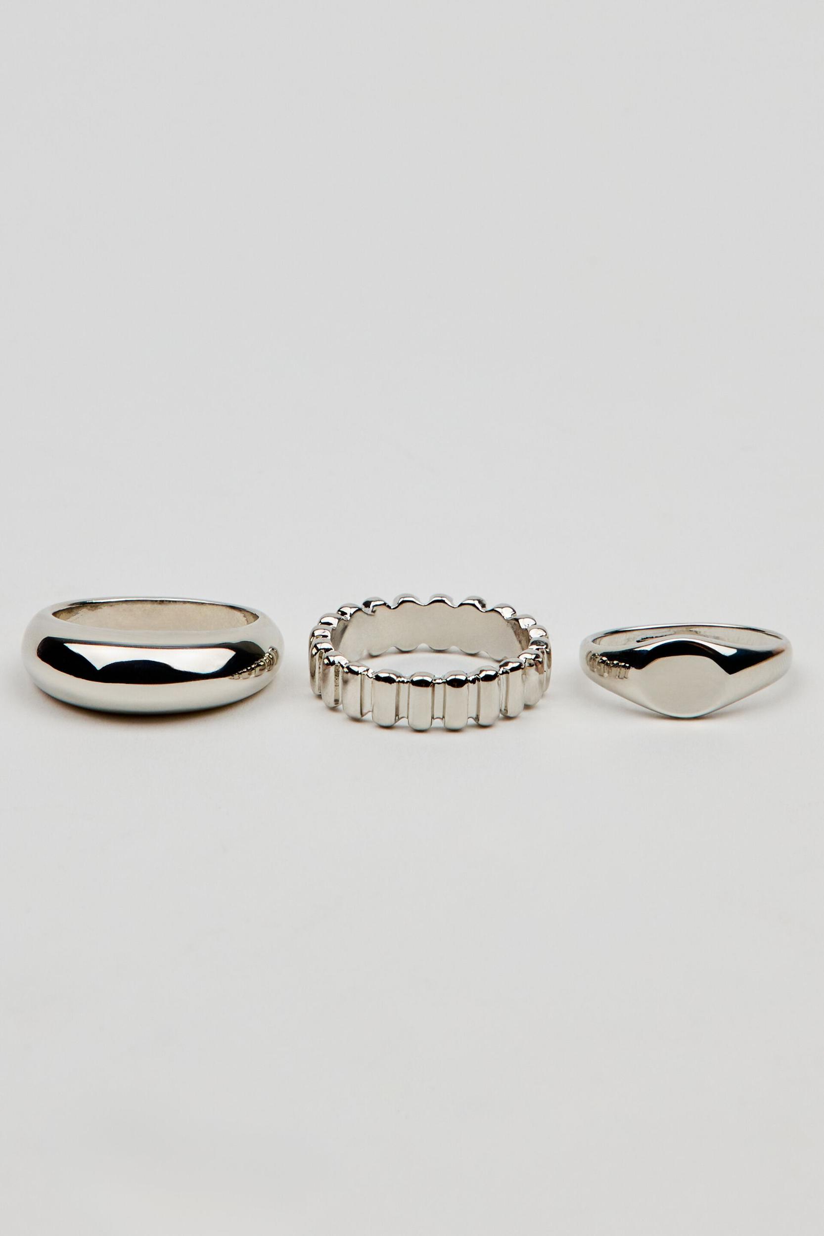 Set of 3 Signet Rings Product Image