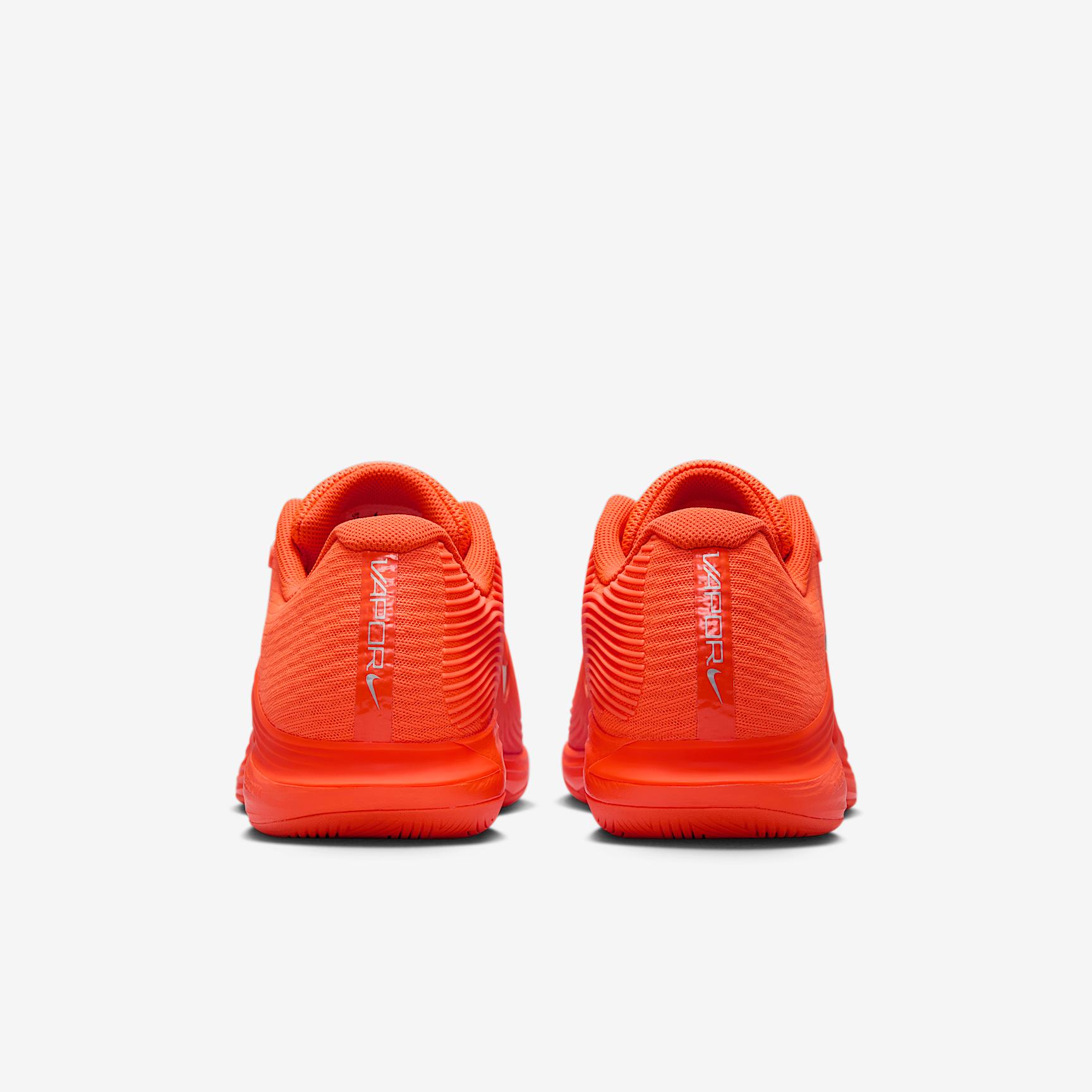 Nike Vapor 12 Premium Men's Hard Court Tennis Shoes Product Image