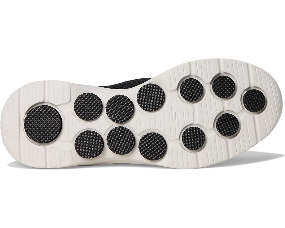 Go Walk Flex - Hands Up Hands Free Slip-Ins Product Image