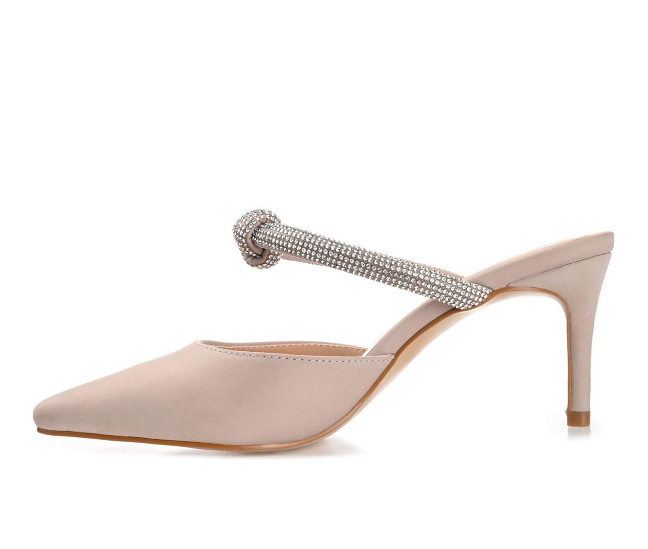 Women's Journee Collection Lunna Pumps Product Image