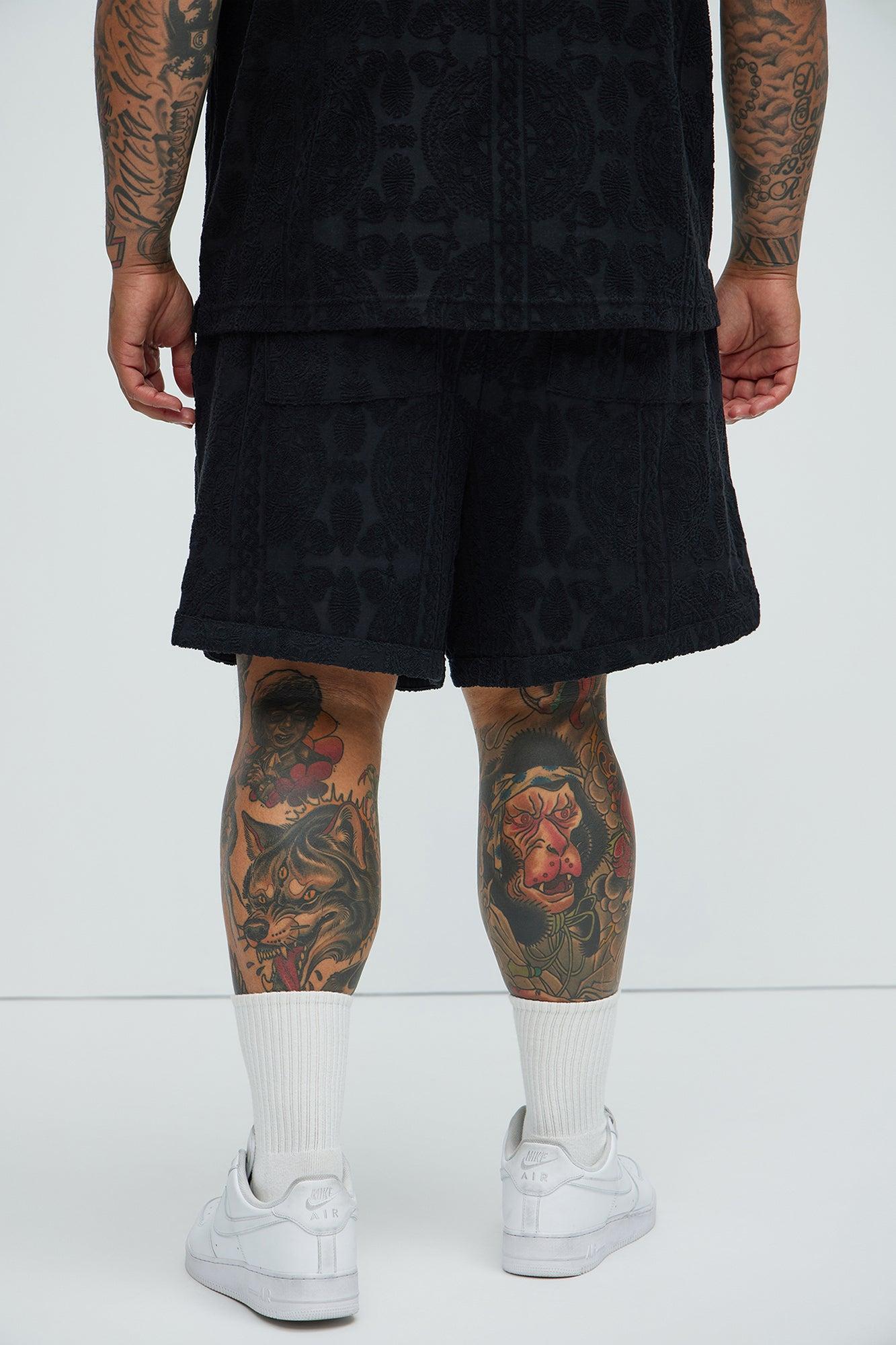 Link Textured Shorts - Black Product Image