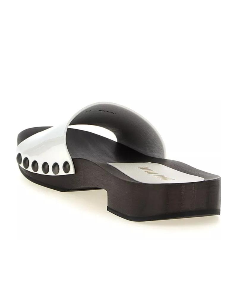 MIU MIU Wood Sole Flat Sandals With Studded Side In White Product Image