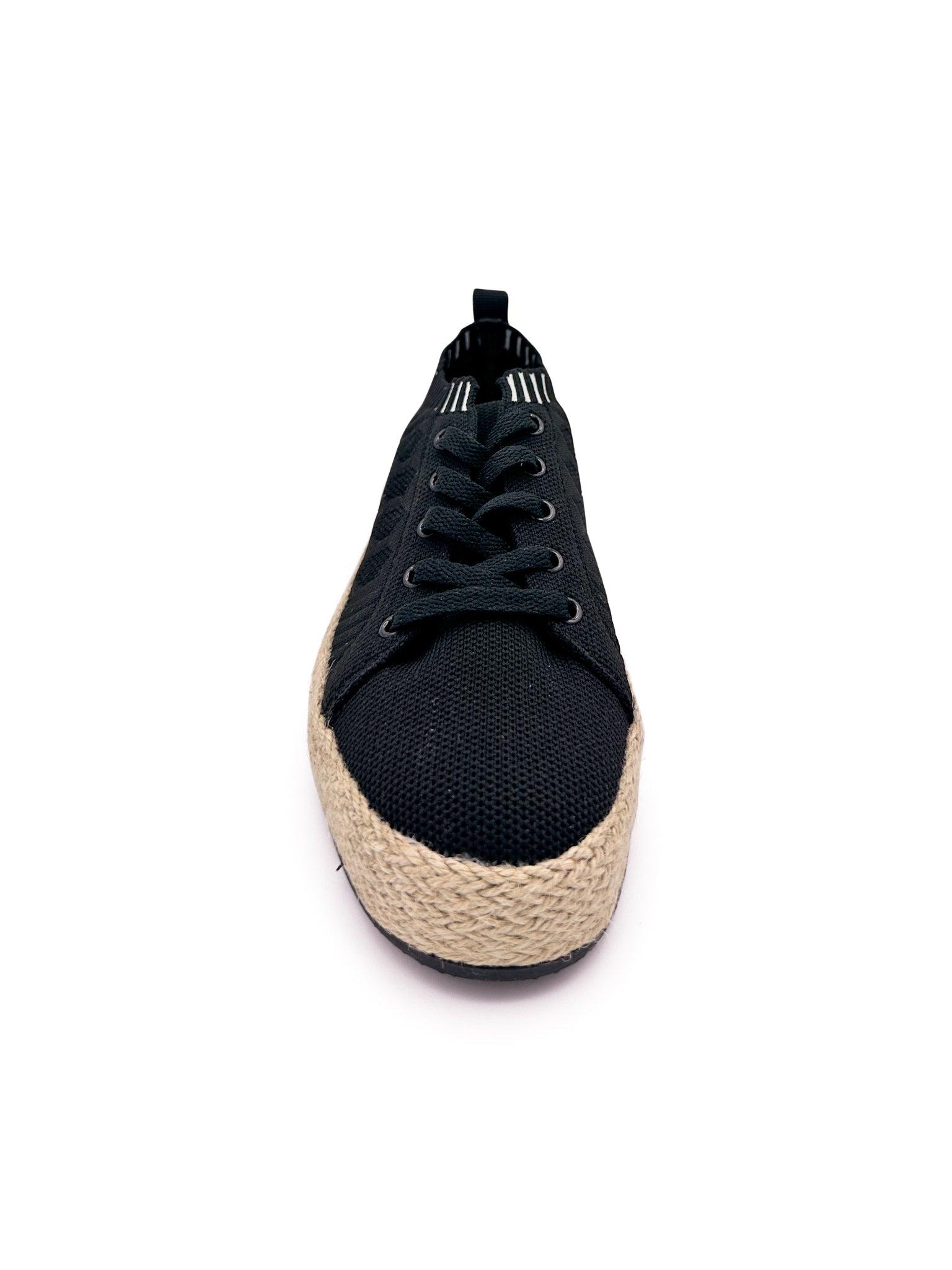 Yaras Sneakers in Black (Online Exclusive) Product Image