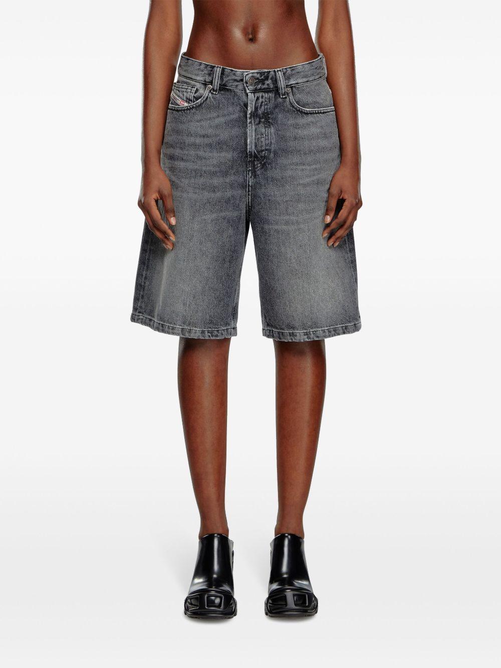 De-Sire Low-waist shorts  Product Image