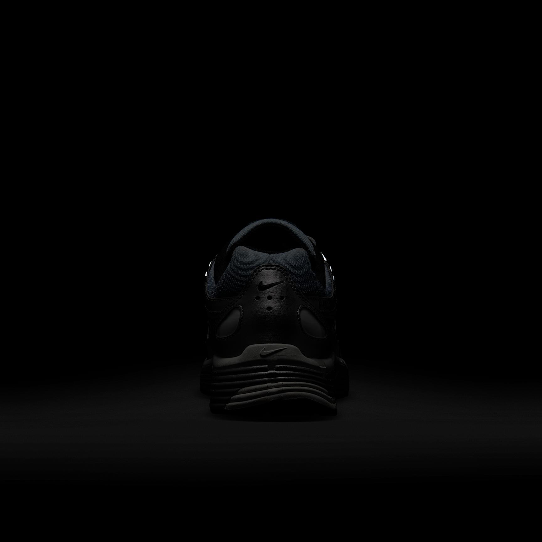 Nike Men's P-6000 Shoes Product Image