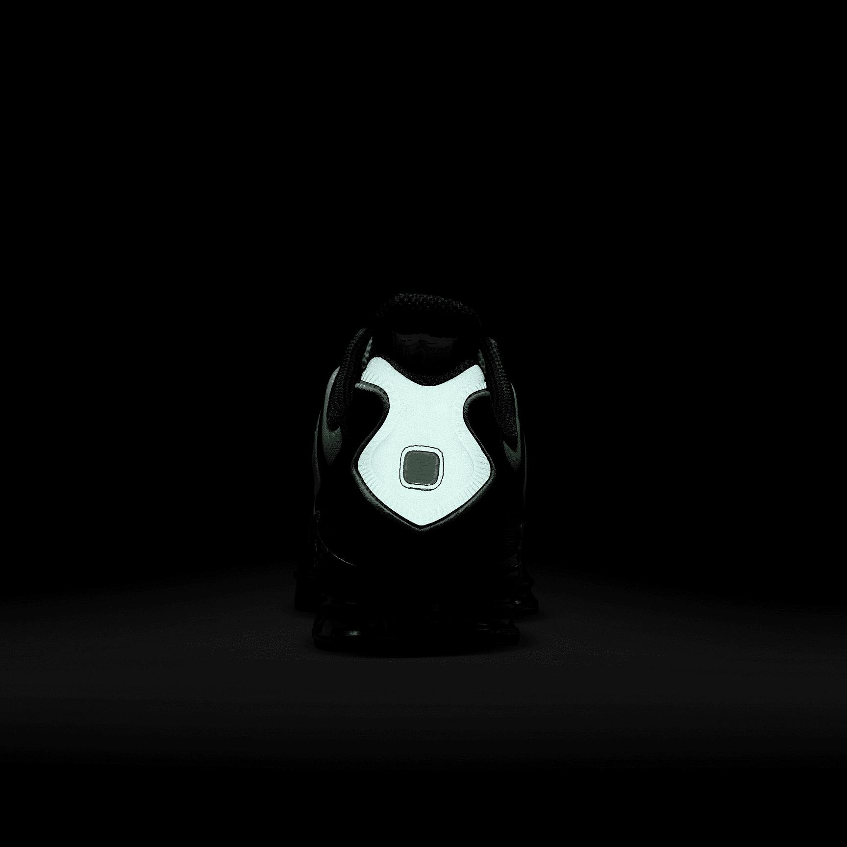 Nike Shox TL Men's Shoes Product Image