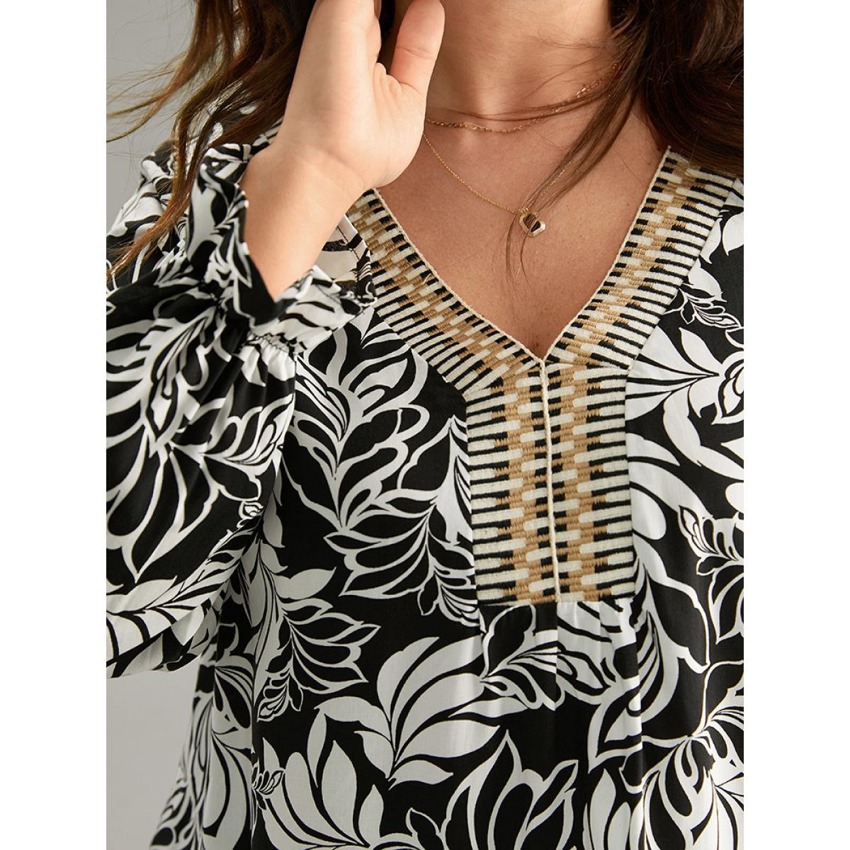 Plus Size Black Silhouette Floral Print Contrast Webbing Blouse Women Vacation Long Sleeve V-neck Vacation Blouses BloomChic 18-20/2X Product Image