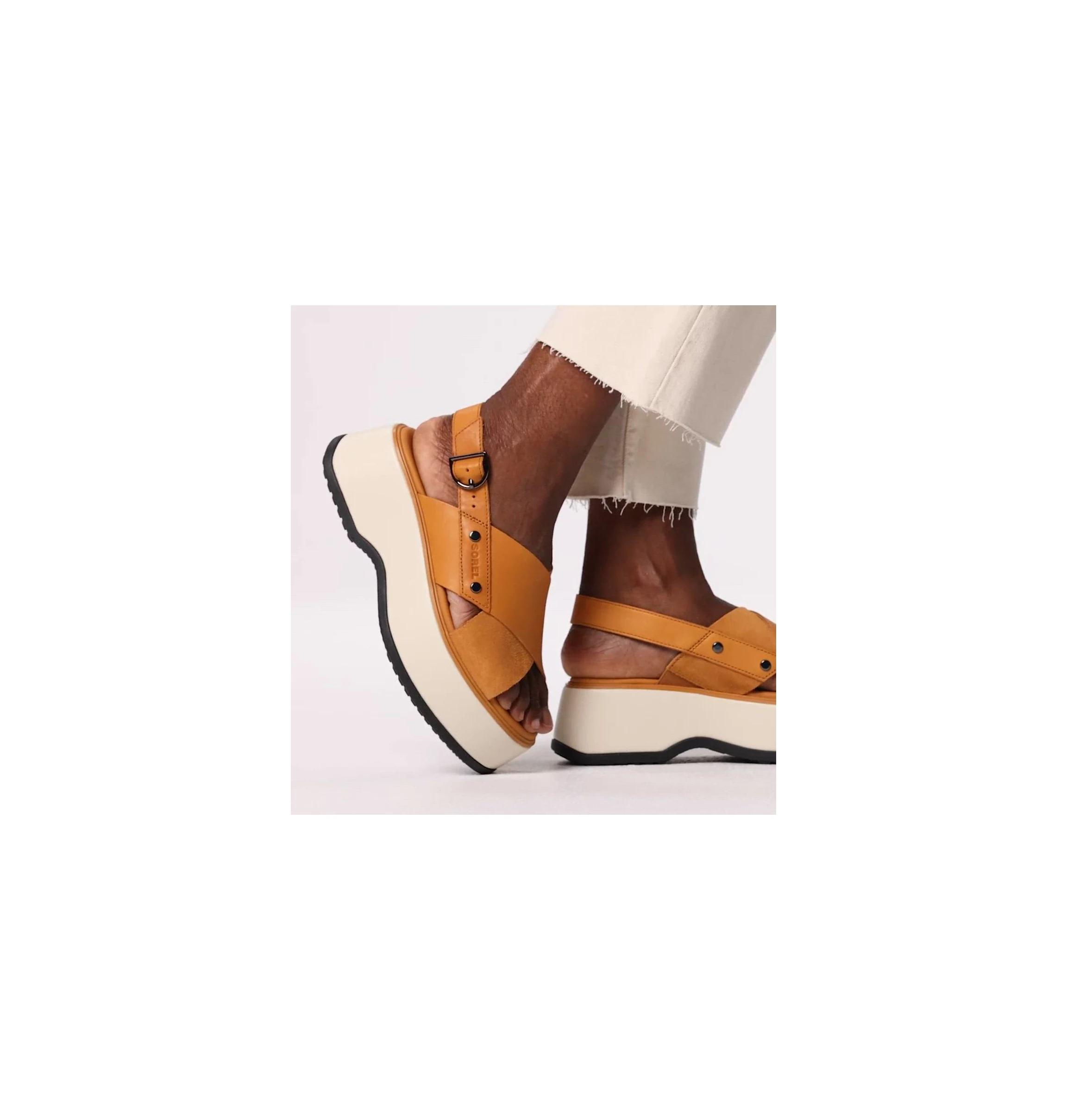 DAYSPRING™ Women's Crisscross Sandal Product Image