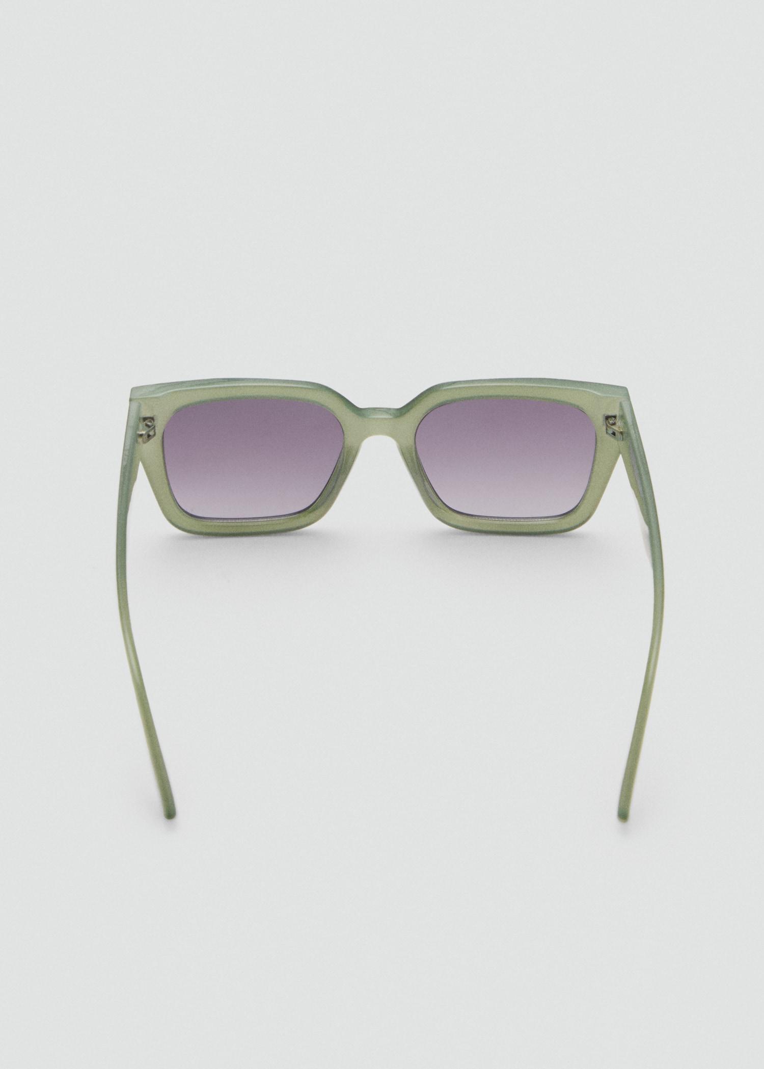 Squared frame sunglasses - Women | MANGO USA Product Image