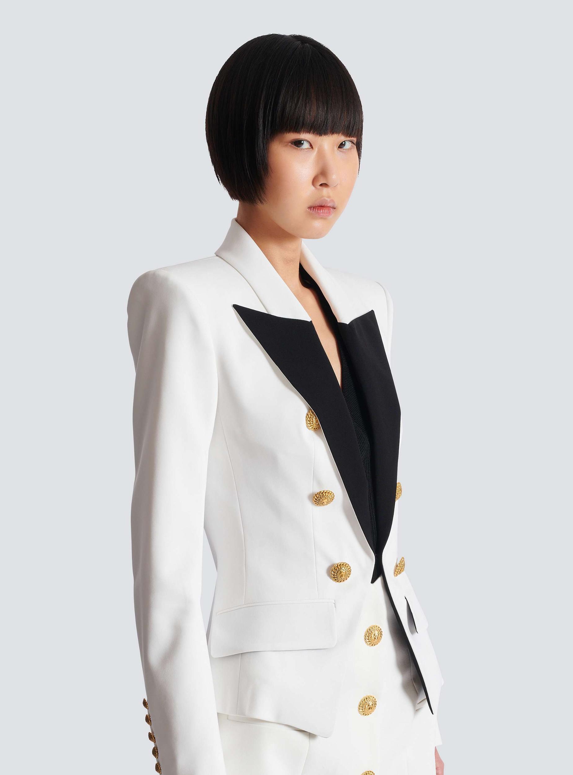 6-button two-tone jacket Product Image