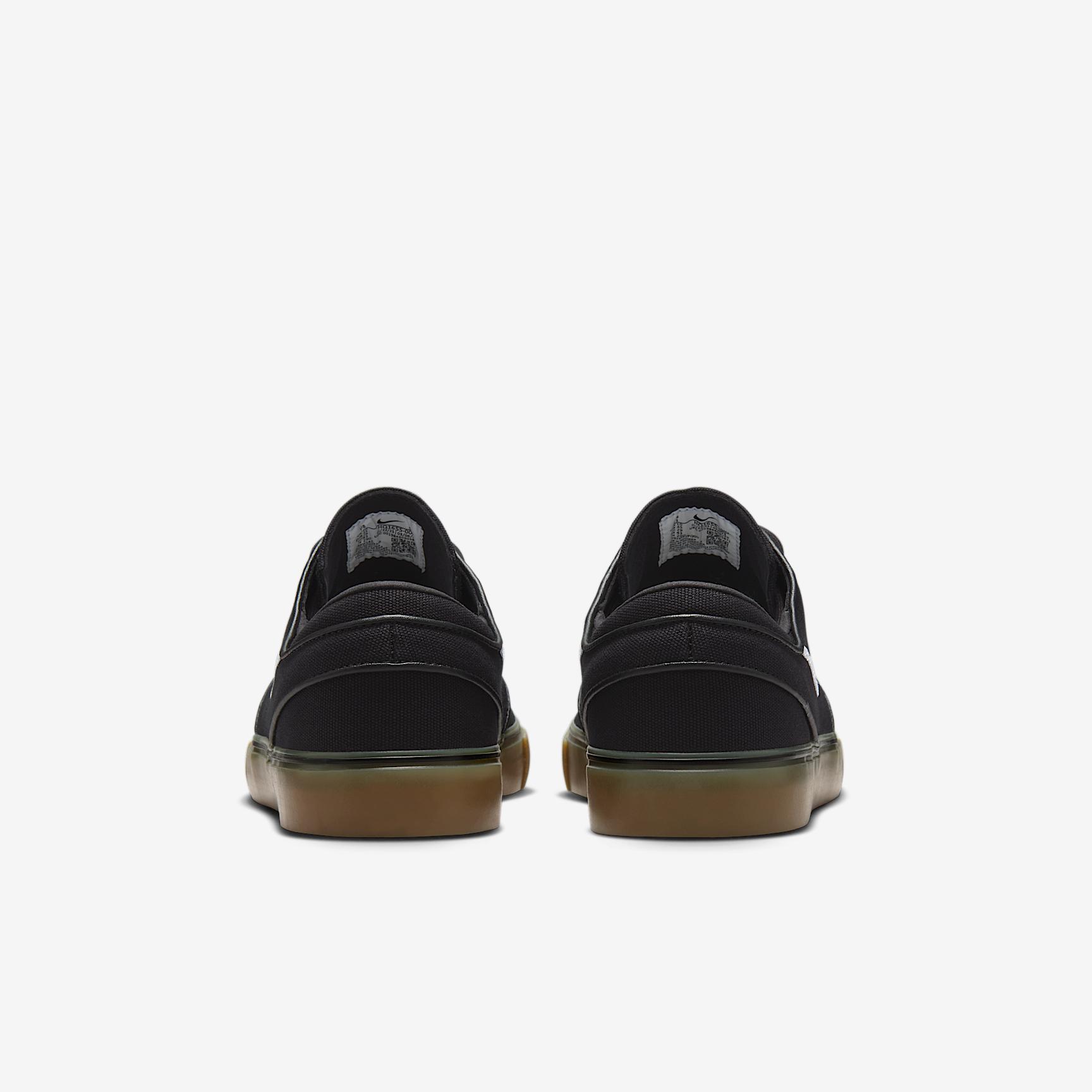 Mens Nike SB Zoom Janoski OG+ Canvas Skate Shoes | HQ1655-001 Product Image