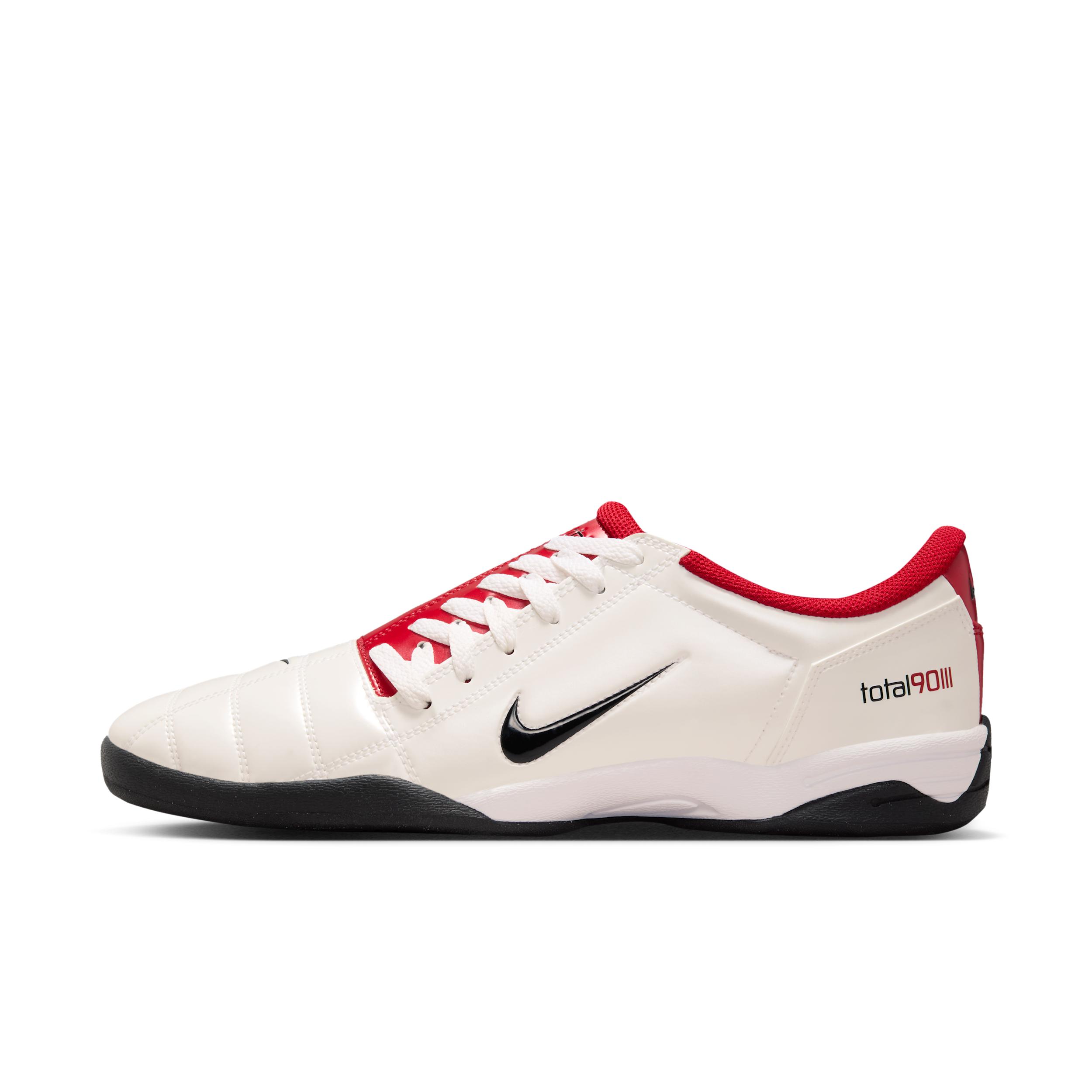 Nike Men's Total 90 Shoes Product Image
