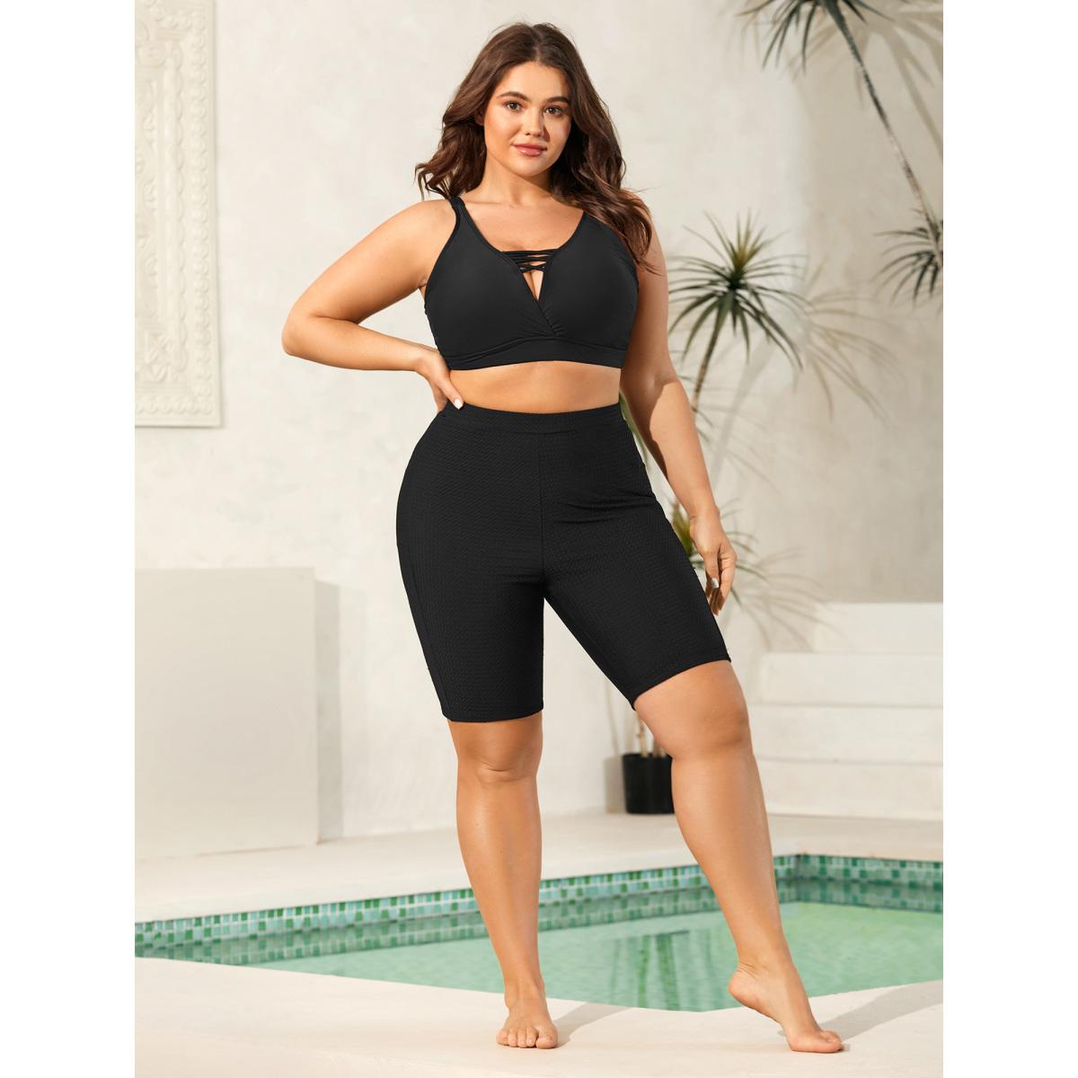 Plus Size Textured Side Pockets Sculpting Swim Bottoms Women's Swimwear Black Resort Texture High stretch Skinny High Rise Side seam pocket Curve Swim Bottoms BloomChic 28/5X Product Image
