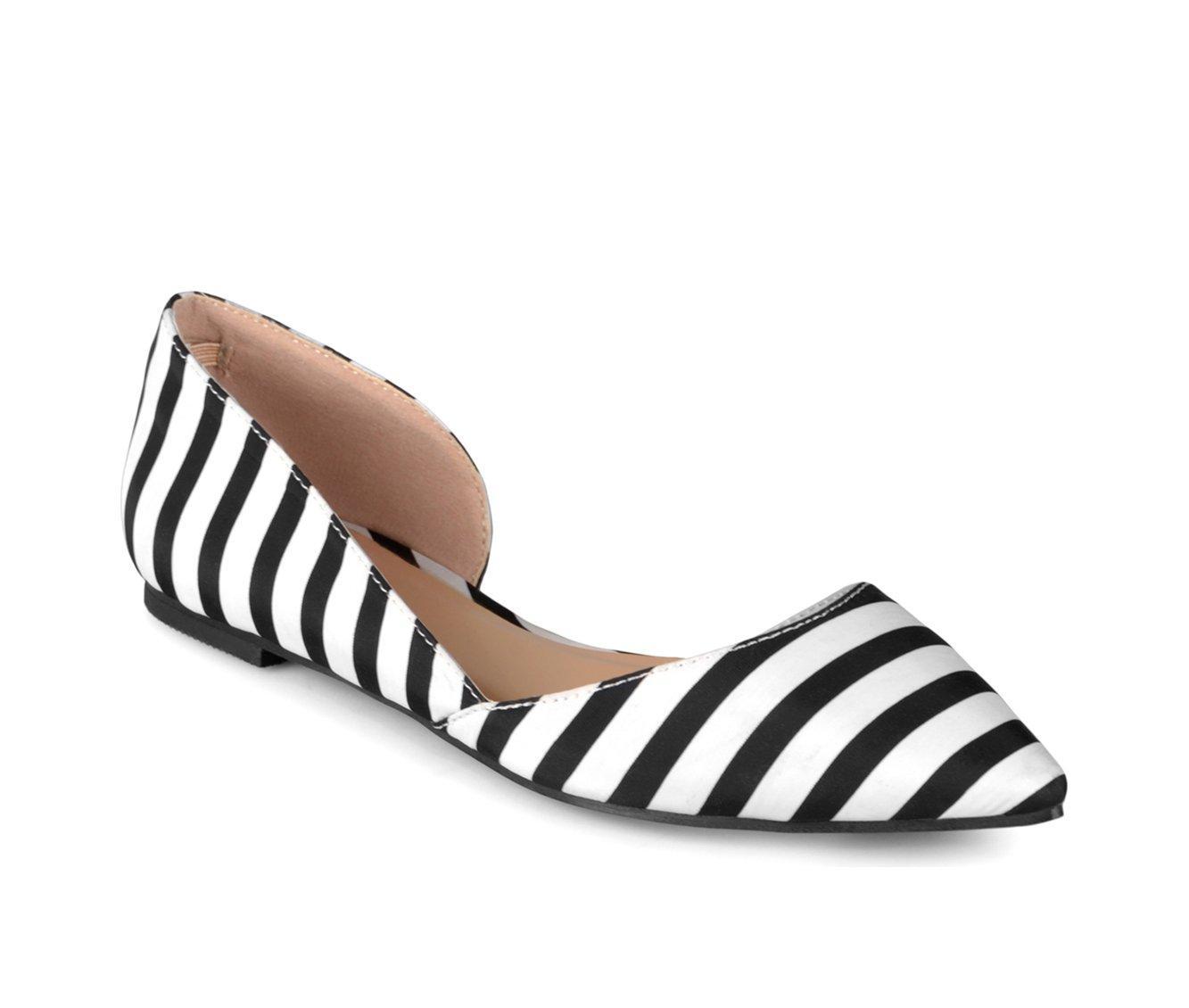 Women's Journee Collection Cortni Flats Product Image