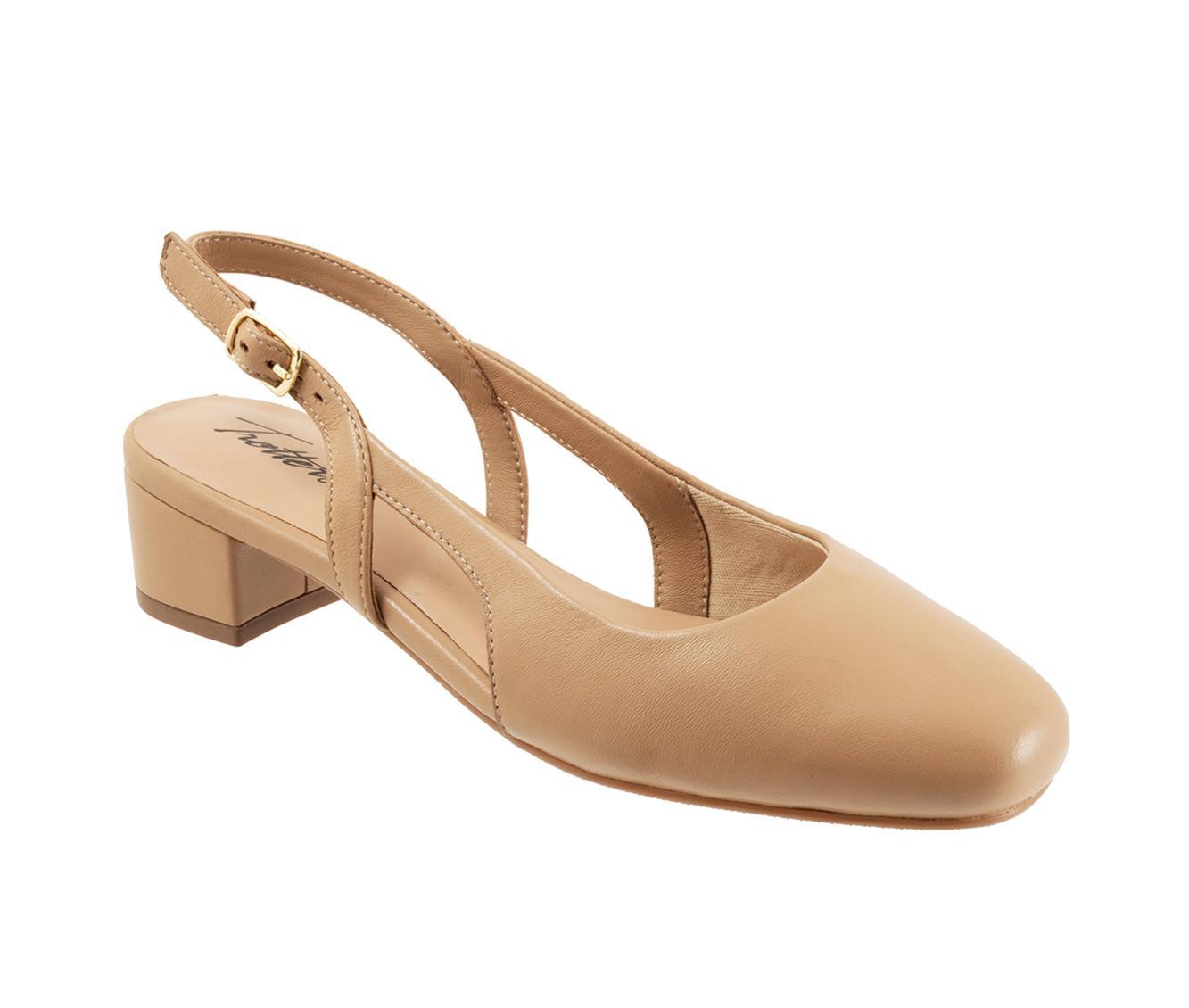 Women's Trotters Dottie Pumps Product Image