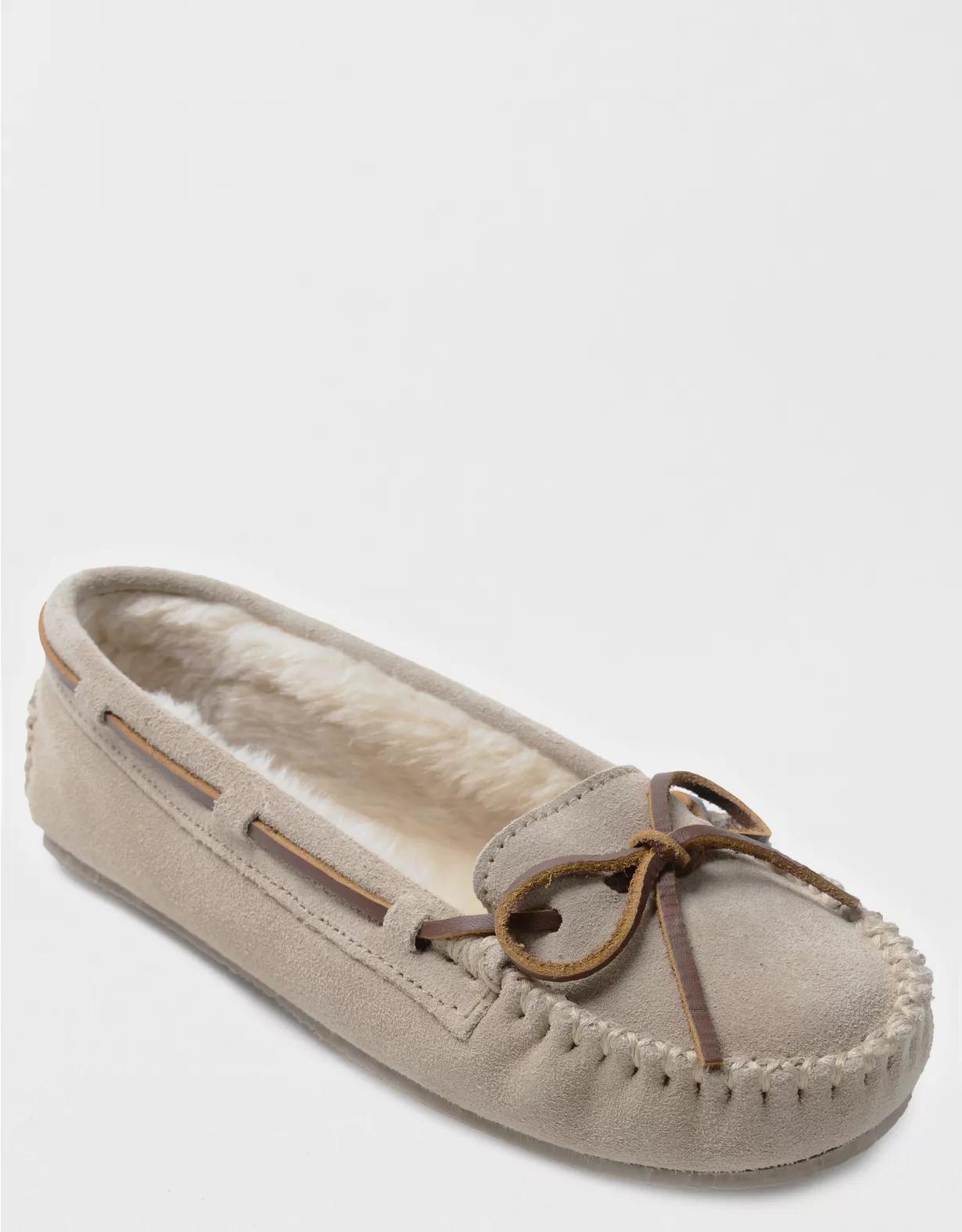 Minnetonka Women's Cally Moccasin Product Image