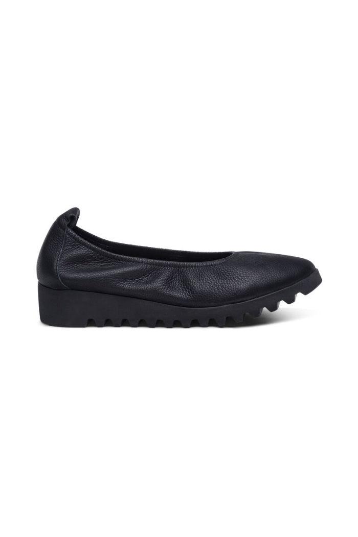 Aetrex Brianna Ballet Flat Product Image