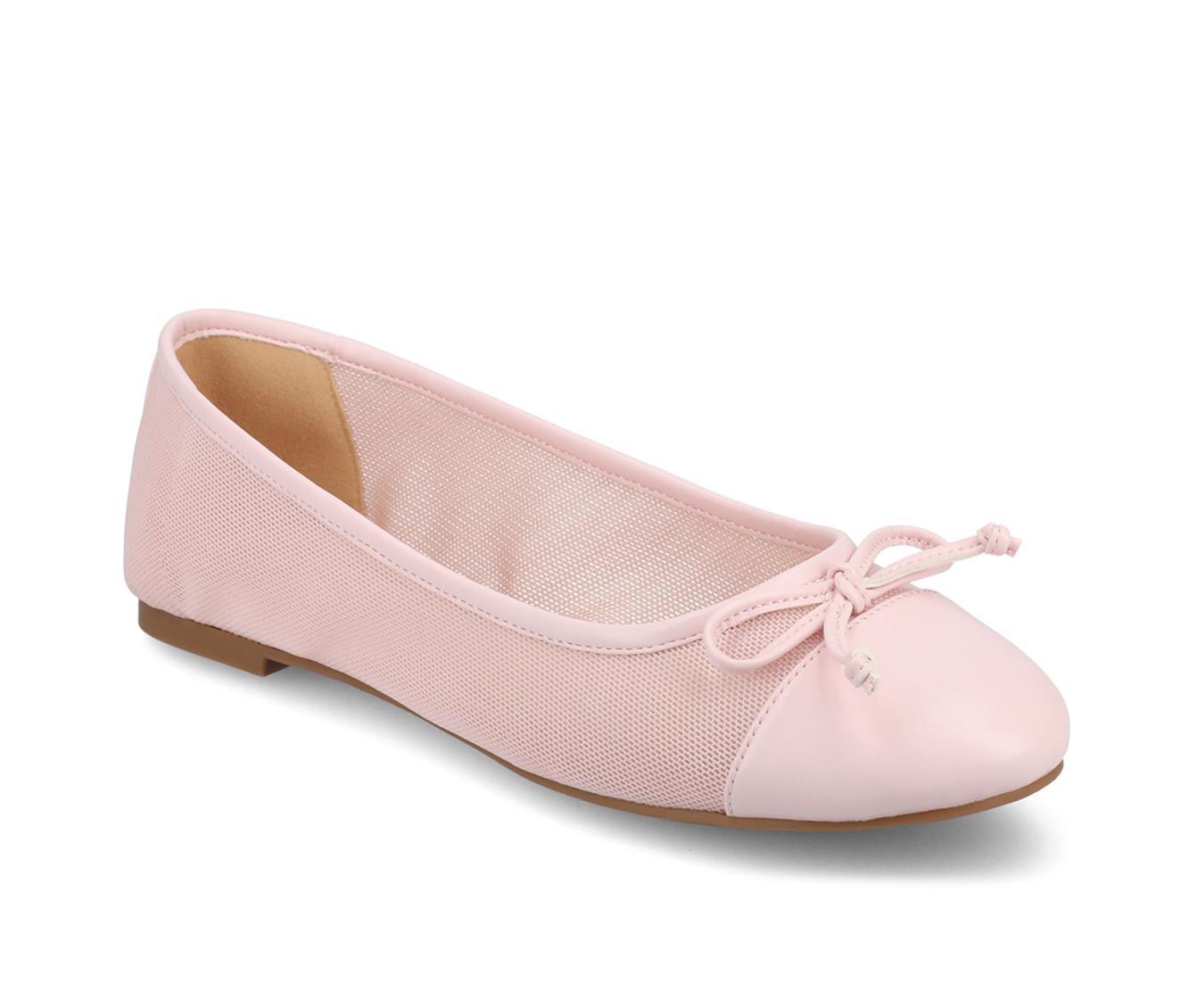 Women's Journee Collection Kaiah Flats Product Image