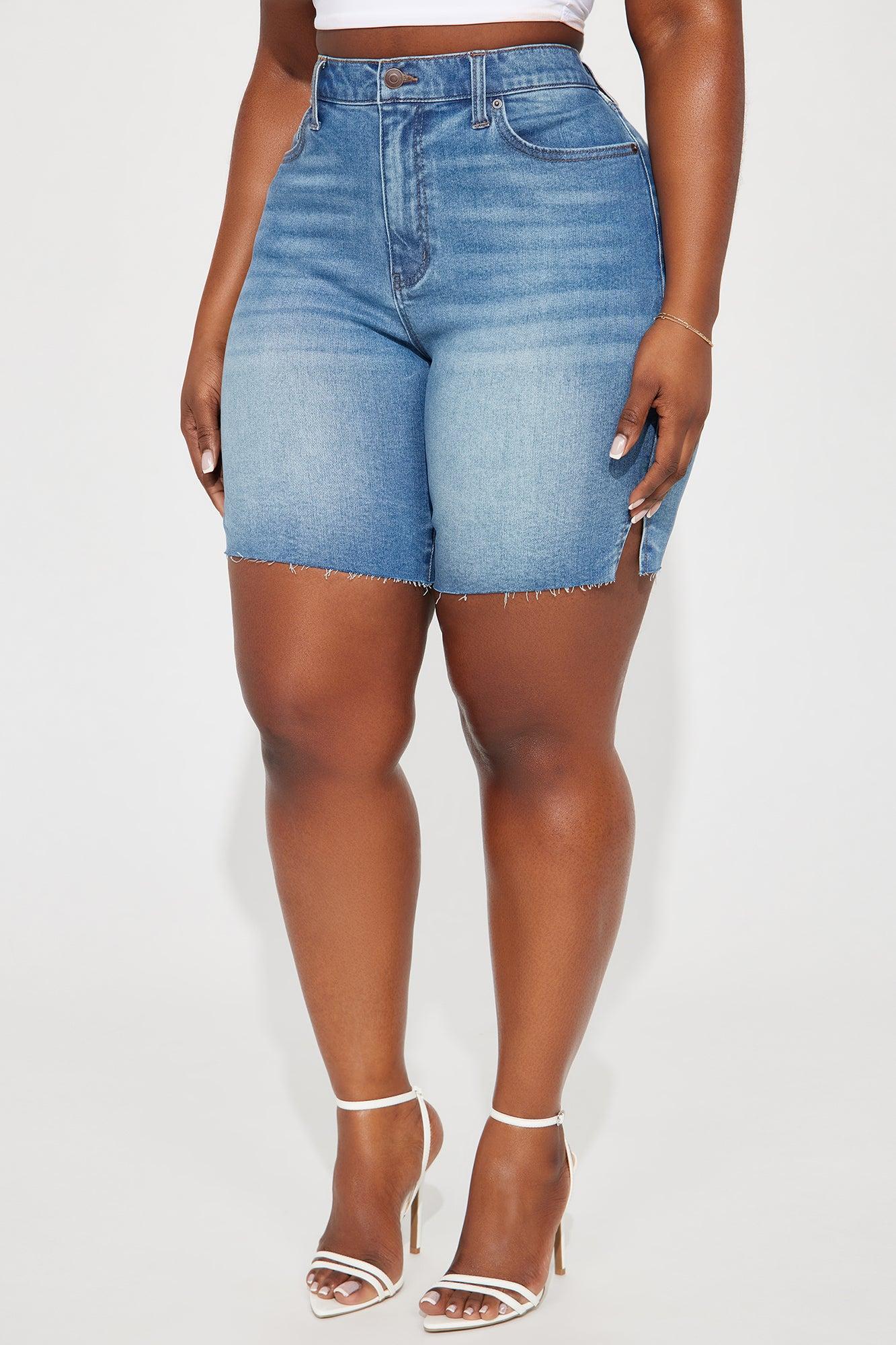 Everything's Good Super Stretch Denim Bermudas - Medium Blue Wash Product Image