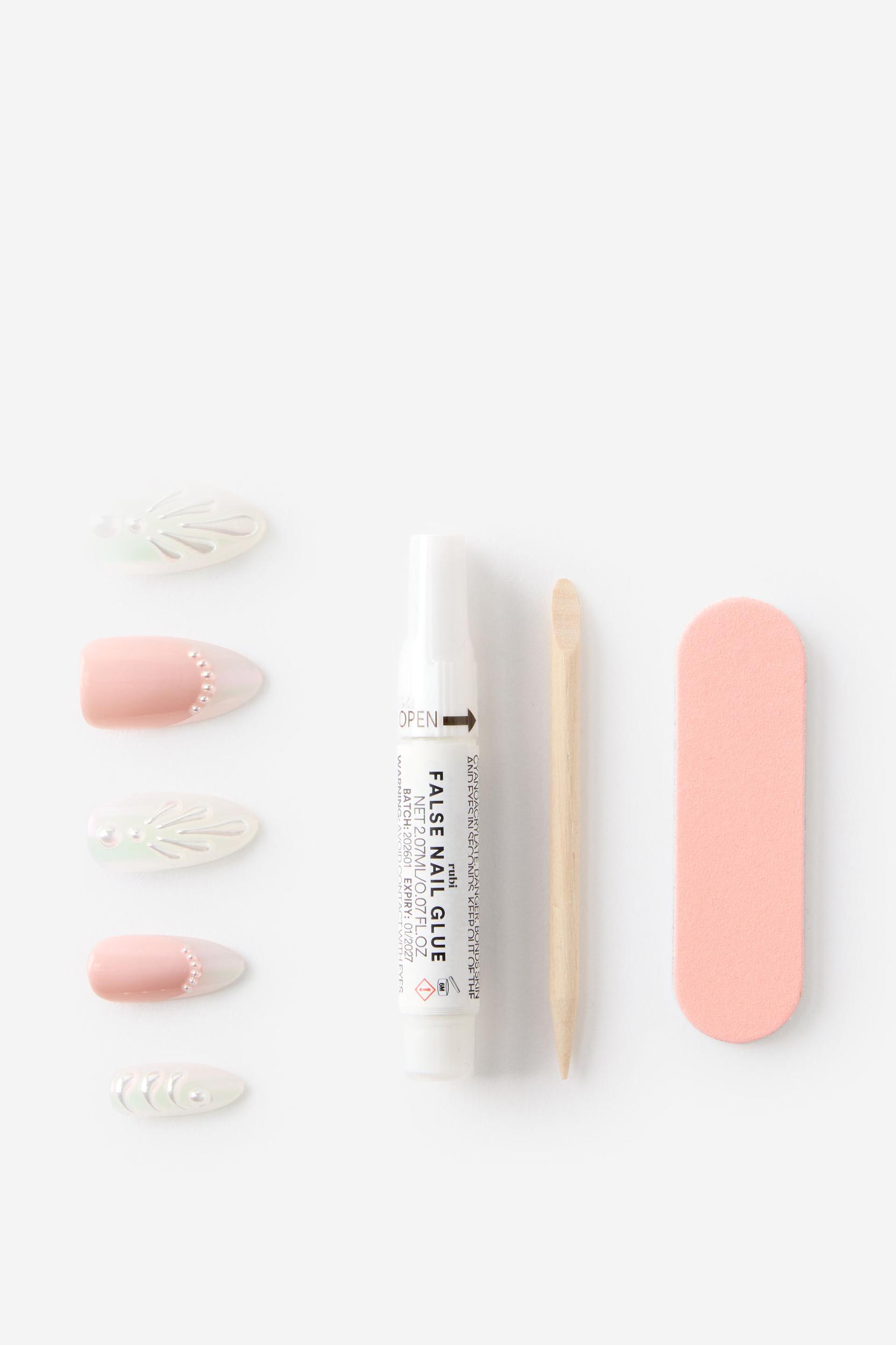Press On Nails Product Image