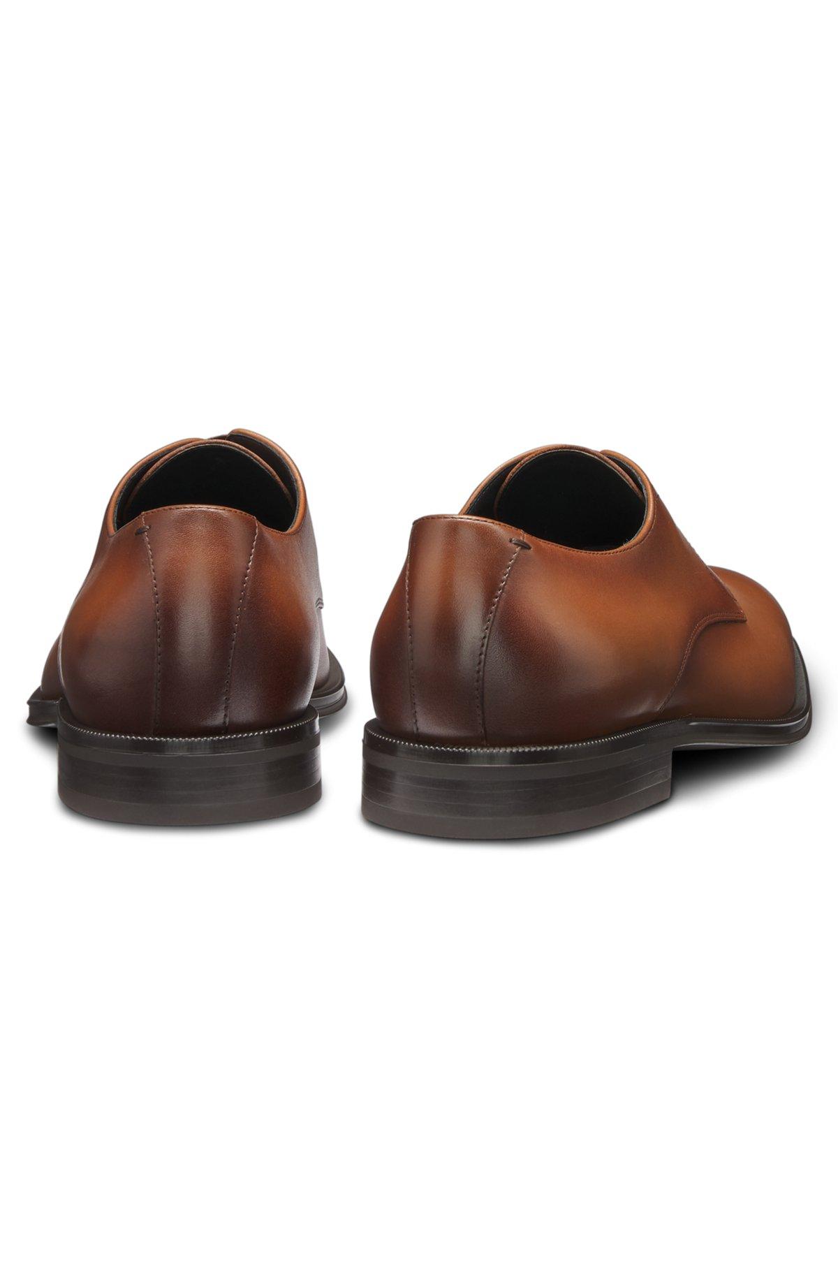 Italian-made leather Derby shoes Product Image