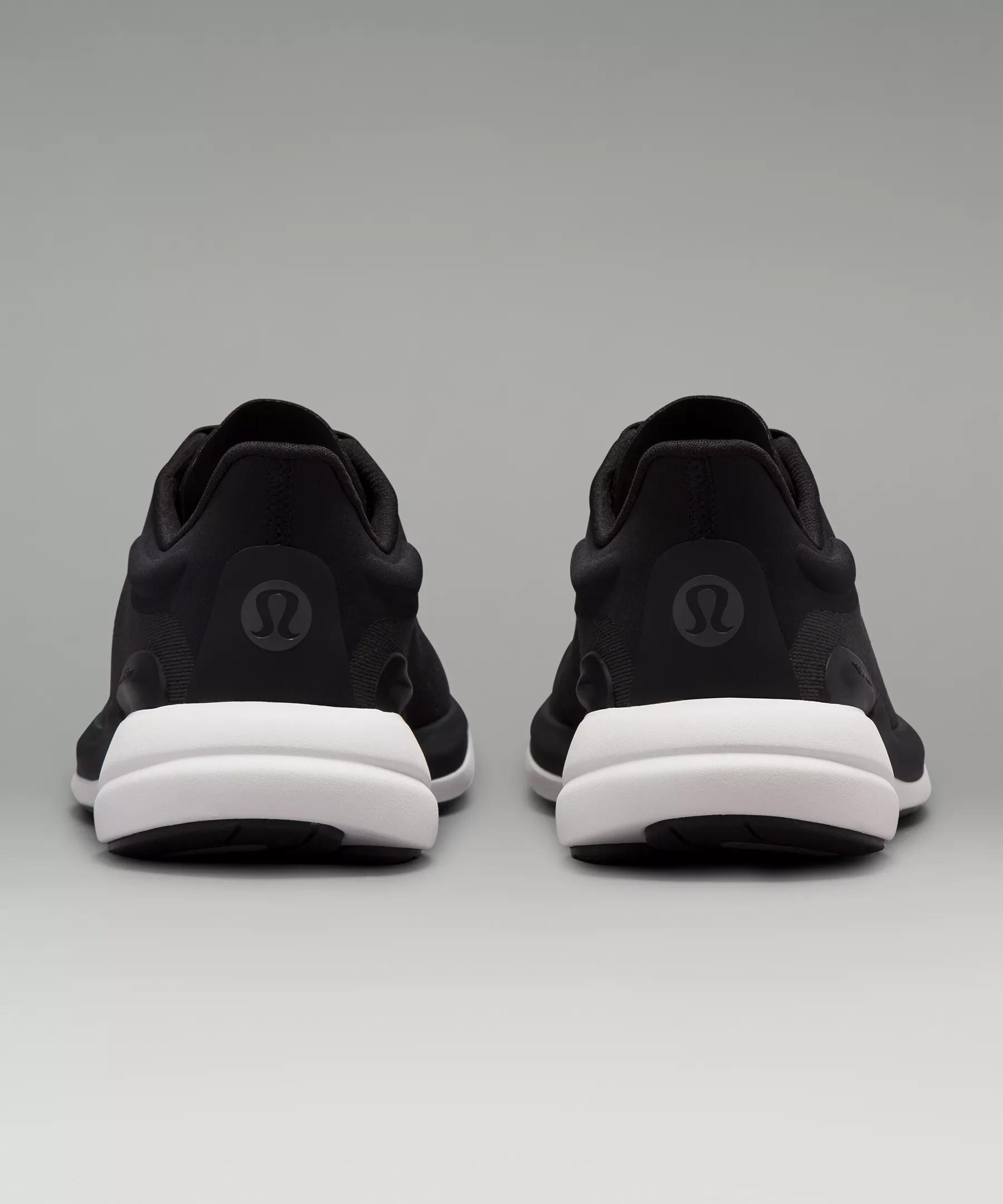 Women's Chargefeel 2 Low Workout Shoe Product Image