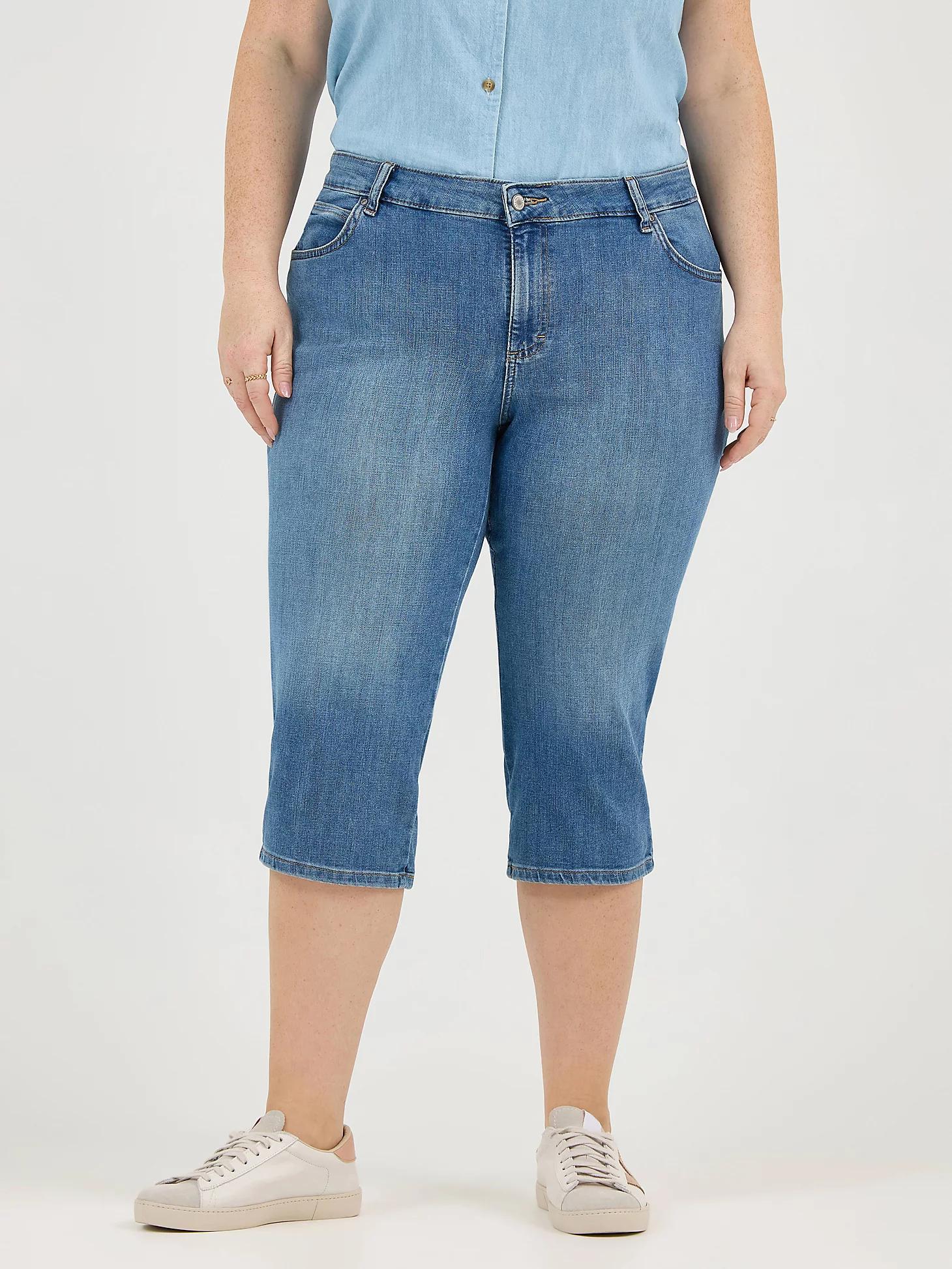 Women’s Relaxed Fit Capri (Plus) | Women's Capris & Crops | Lee® Product Image