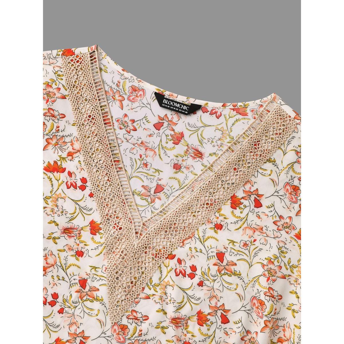 Plus Size Multicolor V Neck Ditsy Floral Contrast Webbing Blouse Women Elegant Long Sleeve V-neck Everyday Blouses BloomChic 14-16/1X Product Image