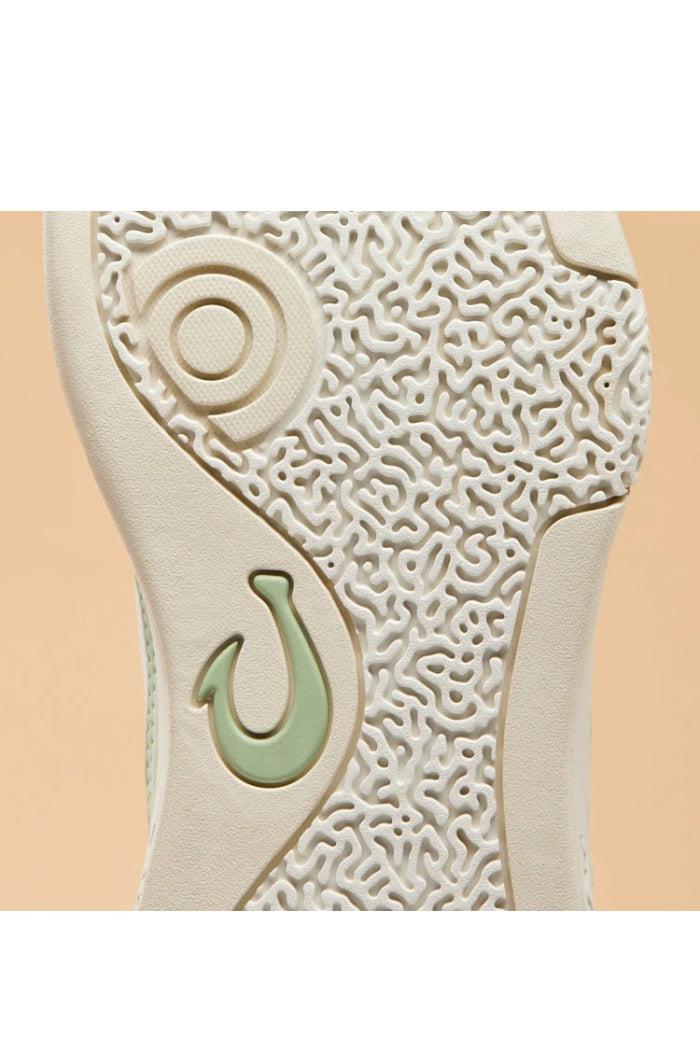 OLUKAI ANUA WOMEN'S COURT SHOE Product Image
