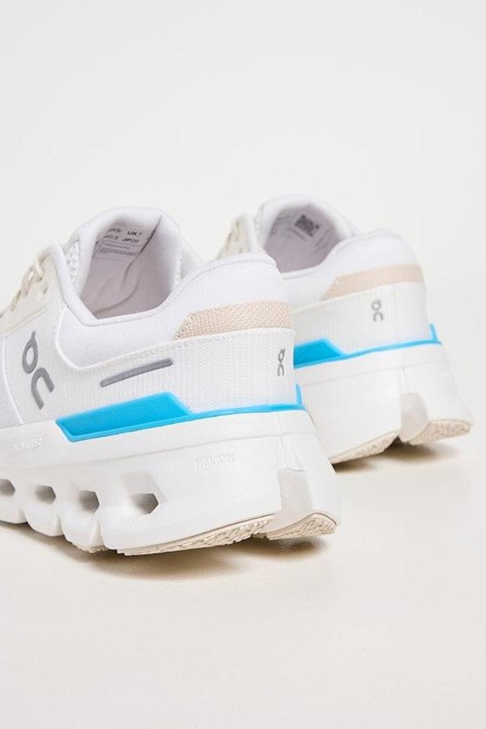 On Running Women's Cloudrunner Product Image