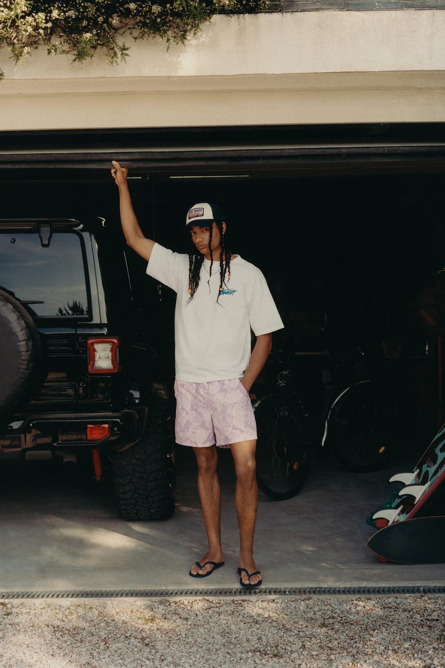 Seashell print board shorts Product Image