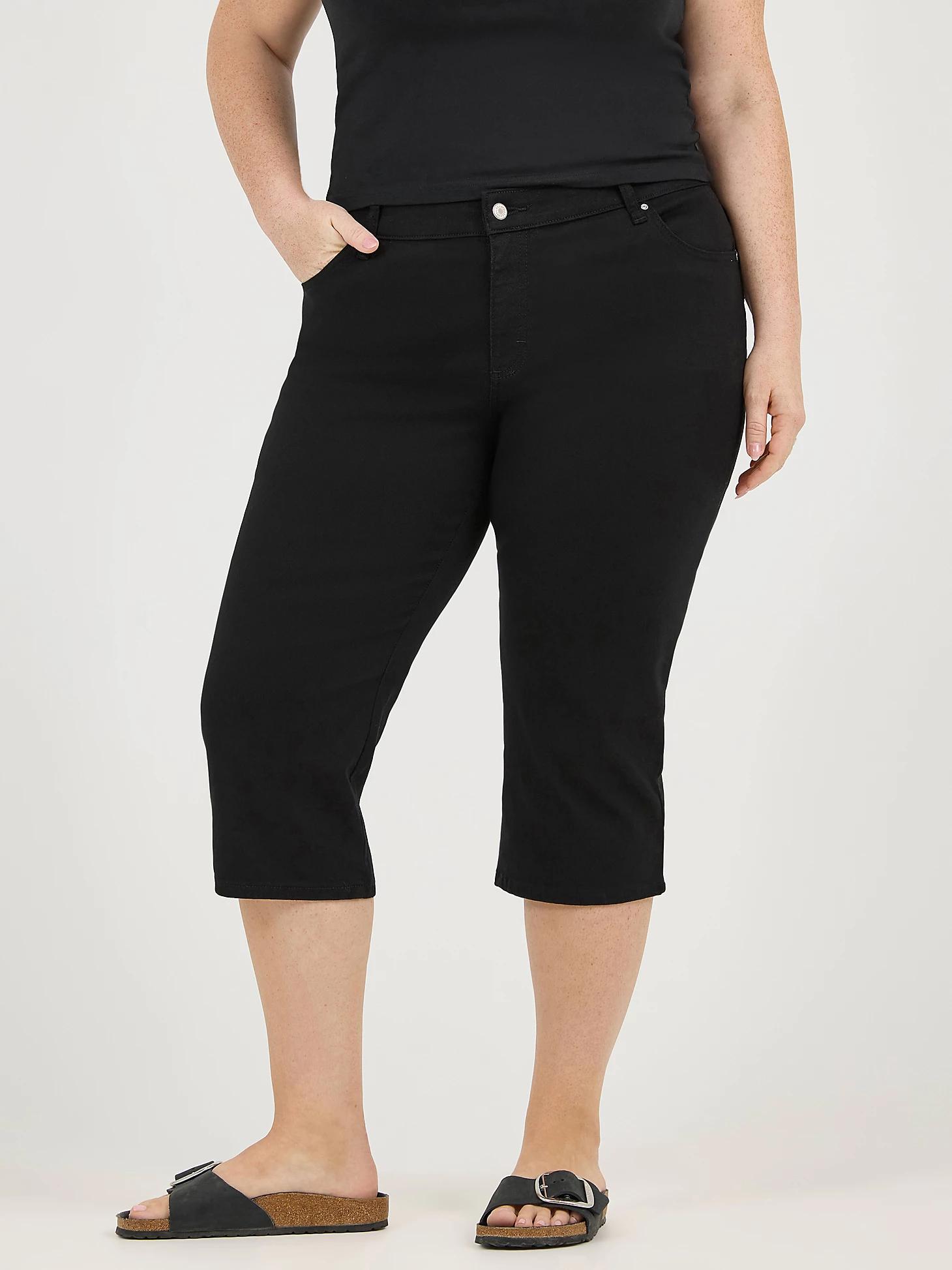 Women’s Relaxed Fit Capri (Plus) | Women's Capris & Crops | Lee® Product Image