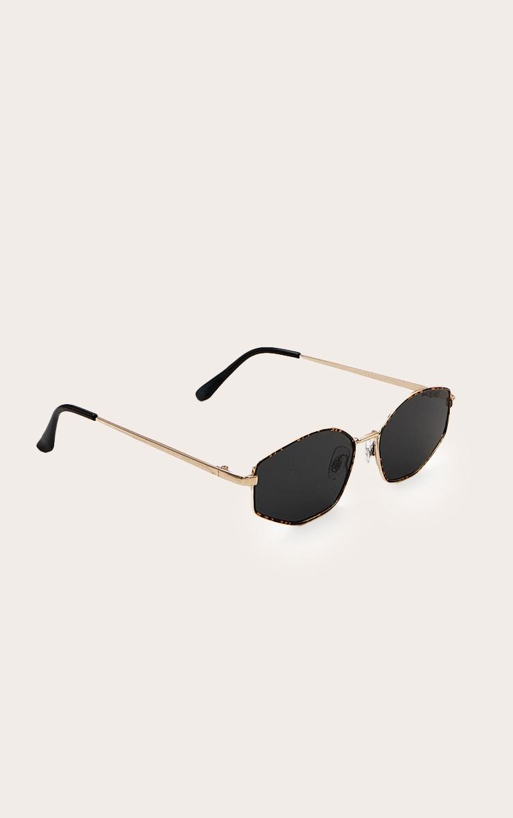Tortoiseshell Classic Textured Round Sunglasses Product Image