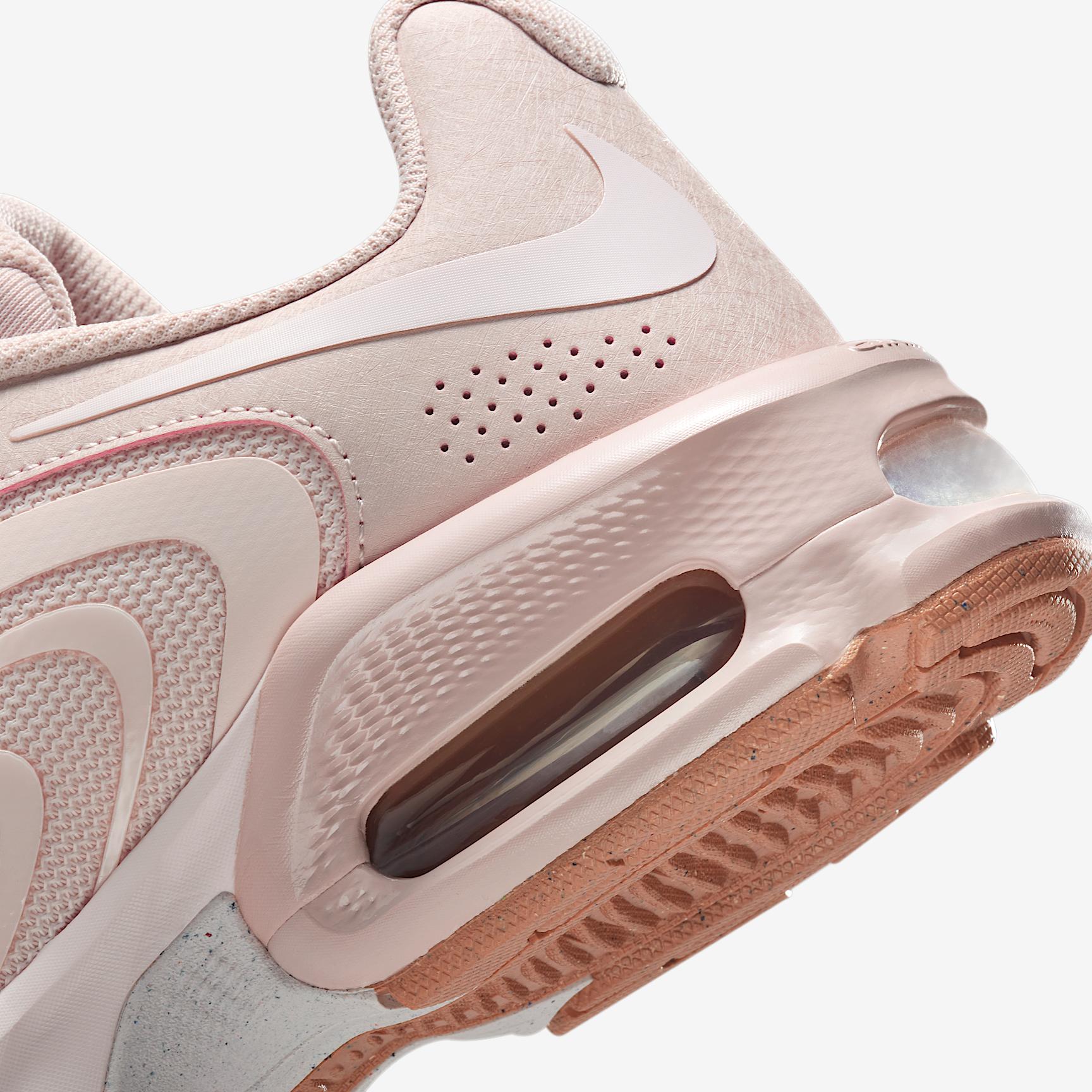 Nike Womens Air Max Fire Shoes | IF2620-104 Product Image