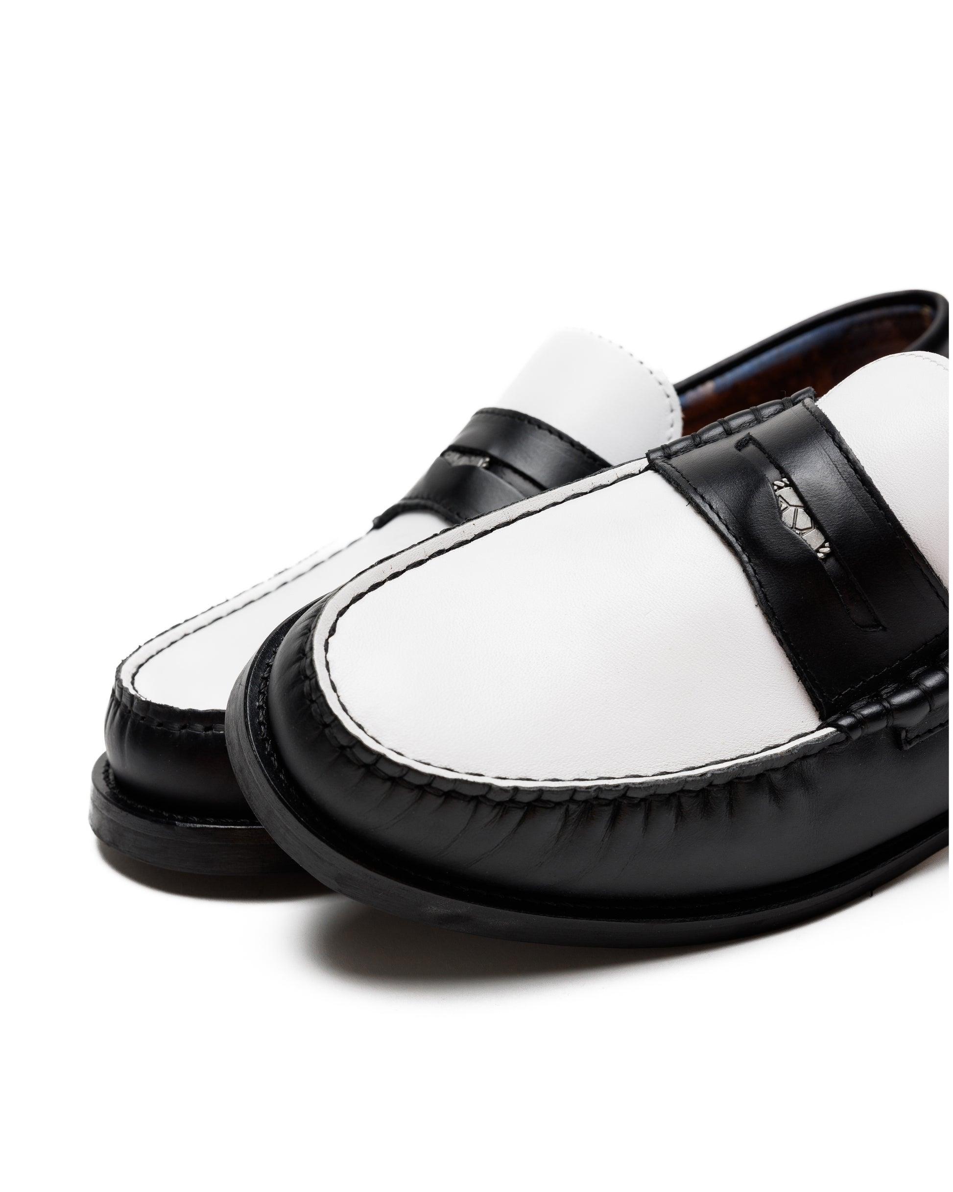 Riviera Black/White Leather Product Image