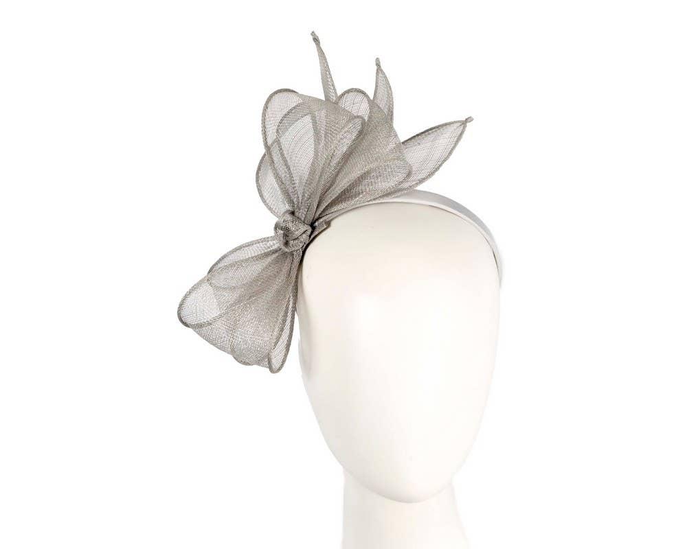 Sinamay bow fascinator - Navy Product Image
