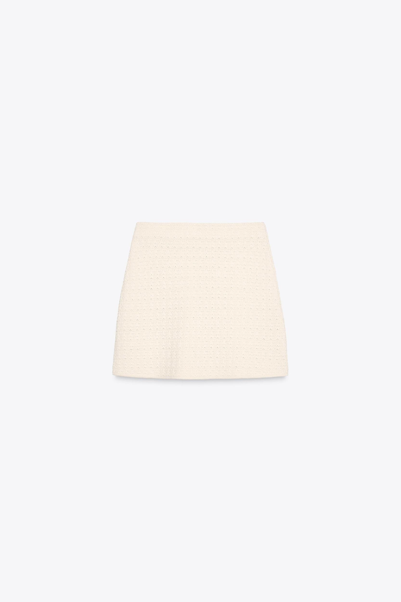 TEXTURED KNIT MINI SKIRT Product Image
